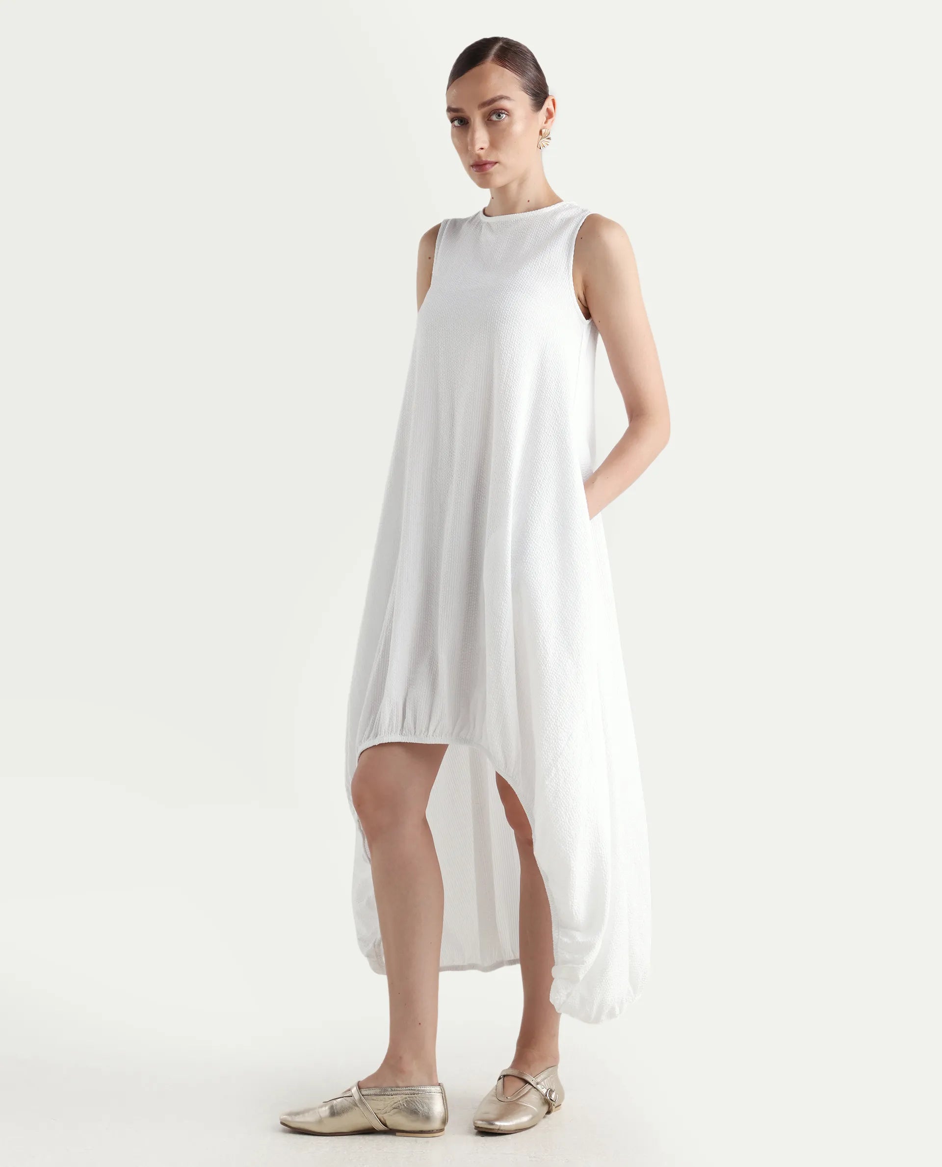 Rareism Women's Divan White Cotton Crew Neck Plain Sleeveless Midi Balloon Dress