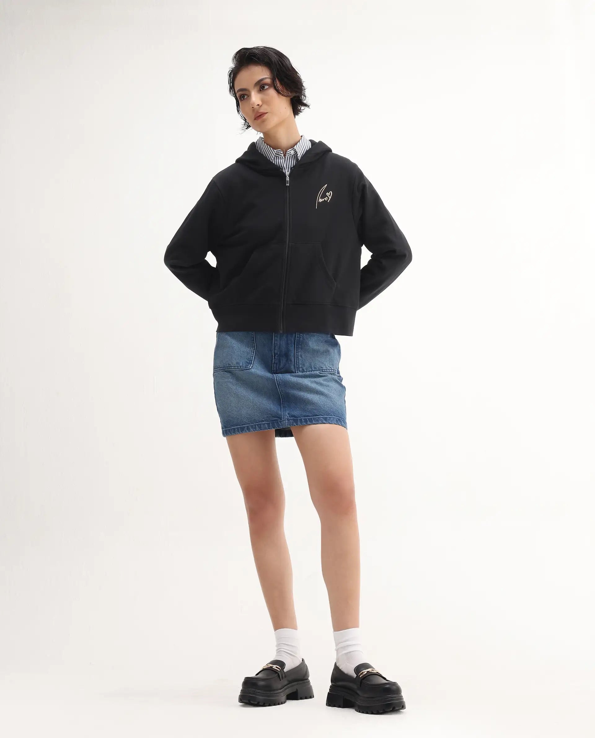 Rareism Women's Div Black Cotton Blend Hooded Regular Fit Printed Sweatshirt