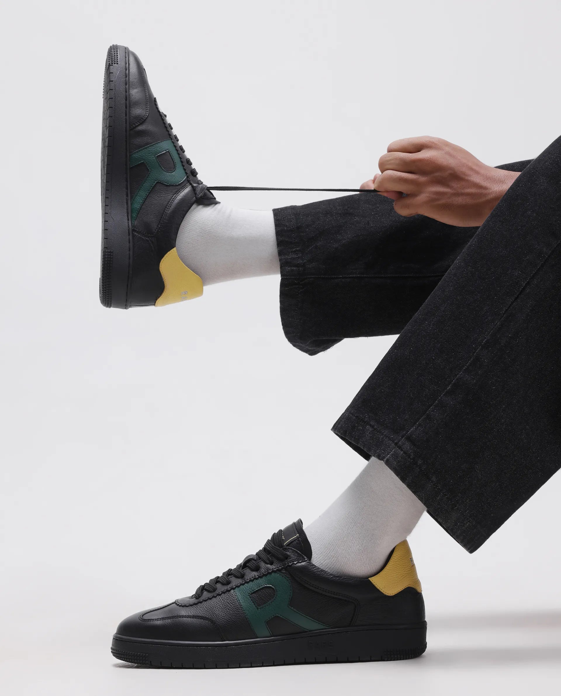 Rare Rabbit Men Dorset Black Lace-Up Closure Shoes