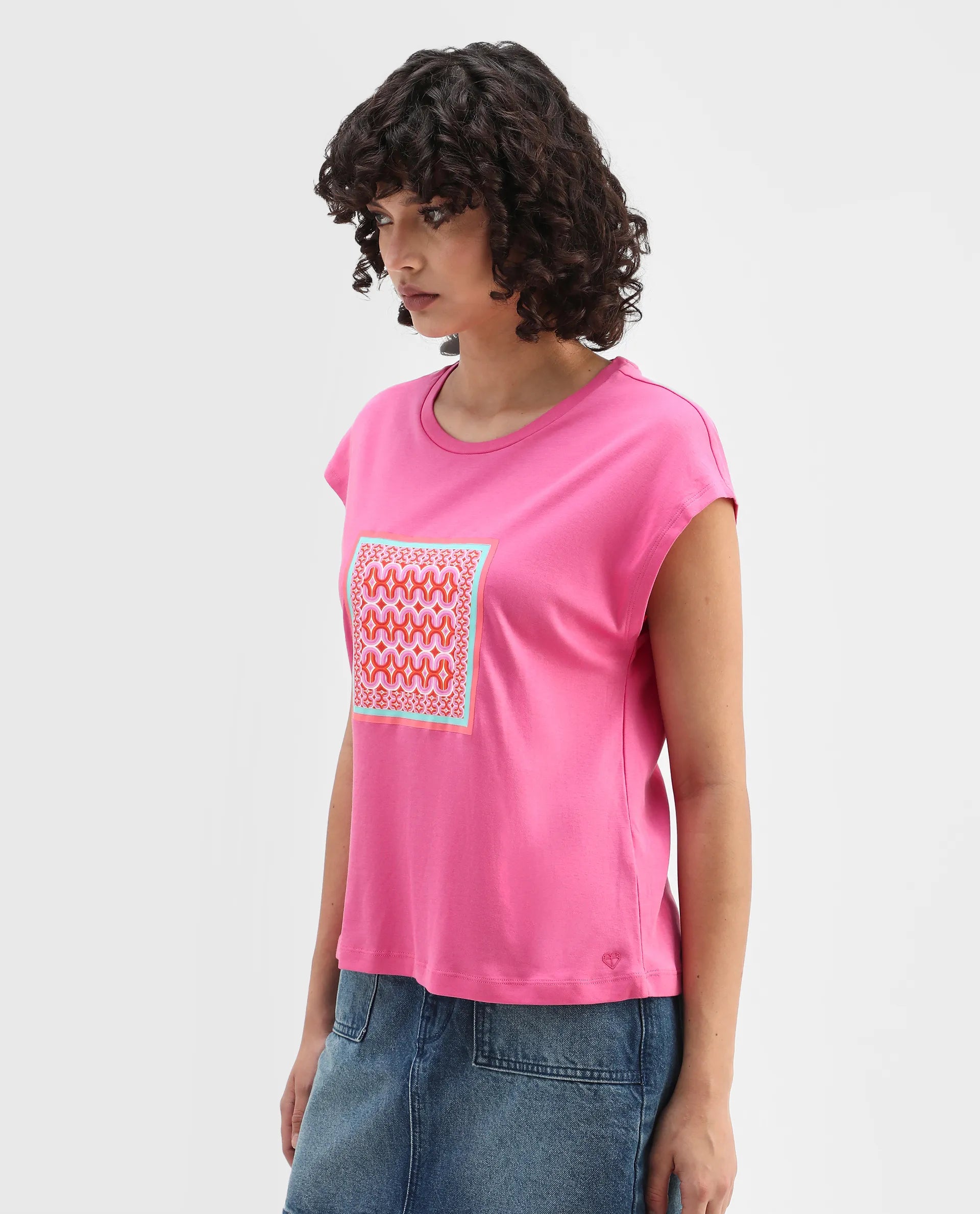 Rareism Women's Drelia Pink Cotton Crew Neck Graphic Print Extended Sleeves Regular Fit T-Shirt