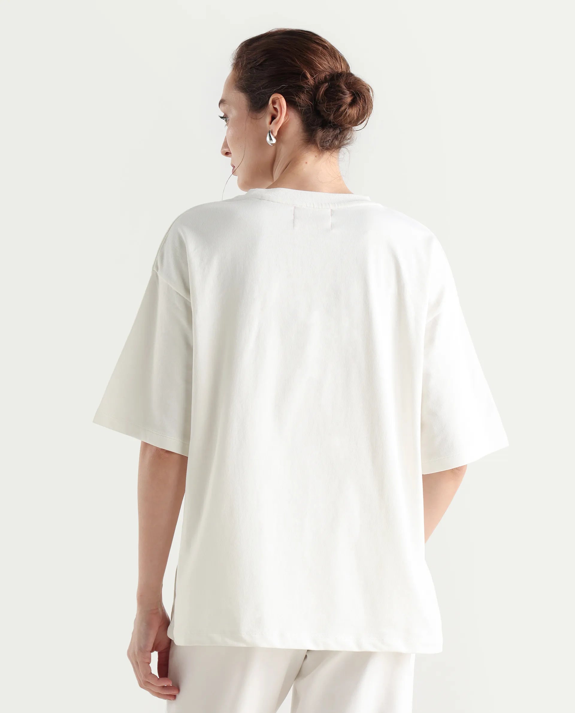 Rareism Women's Droako Off White Cotton Graphic Print Oversized T-Shirt