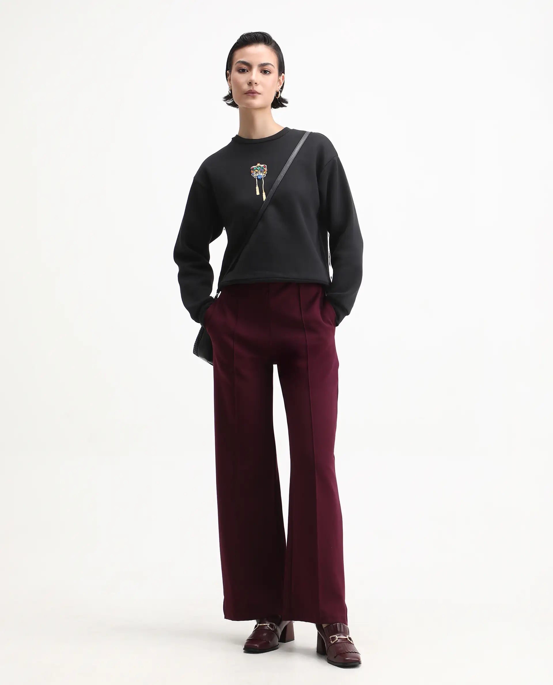 Rareism Women's Duth Black Cotton Blend Crew Neck Regular Fit Printed Sweatshirt