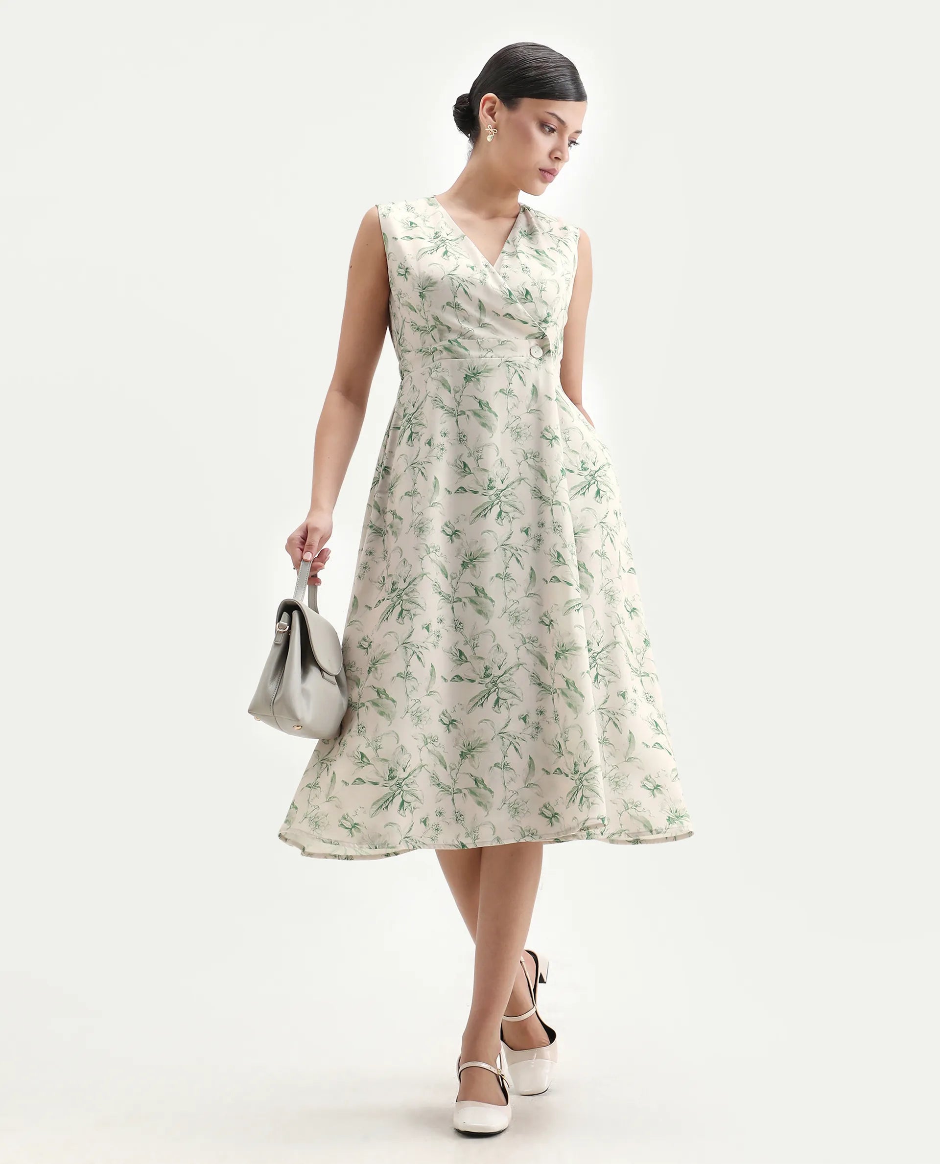 Rareism Women's Eleta Light Green Polyester V-Neck A-Line Floral Print Midi Dress