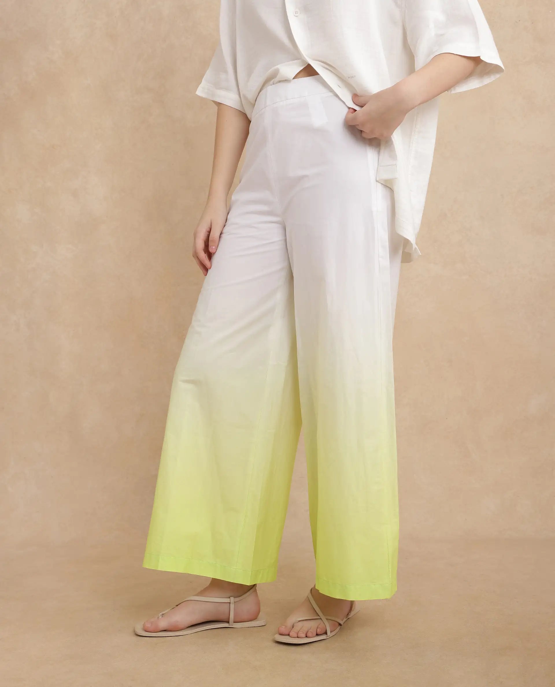 Rareism Women Elise Green Zipper Closure Wide Fit Ankle Length Ombre Trouser