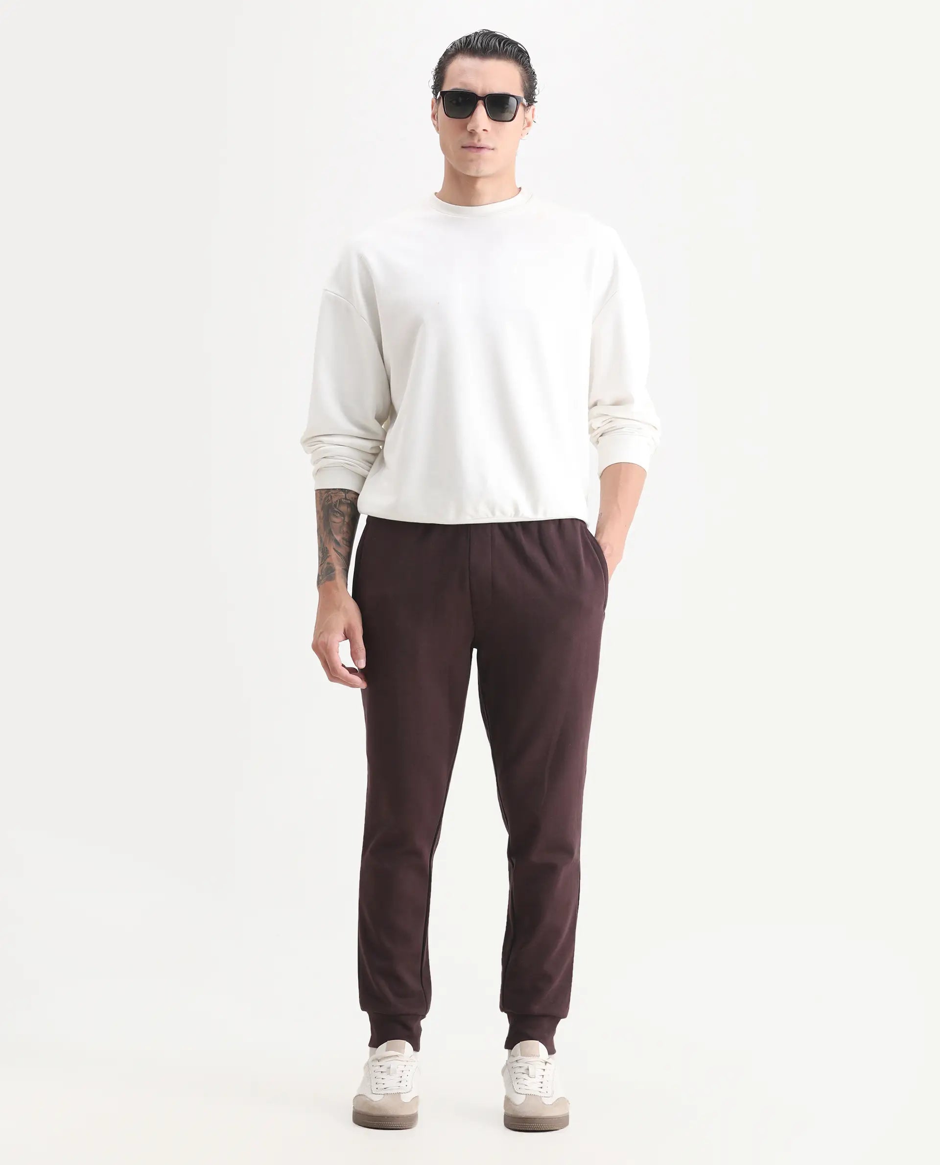 Rare Rabbit Men's Elo Maroon Cotton Plain Regular Fit Track Pant