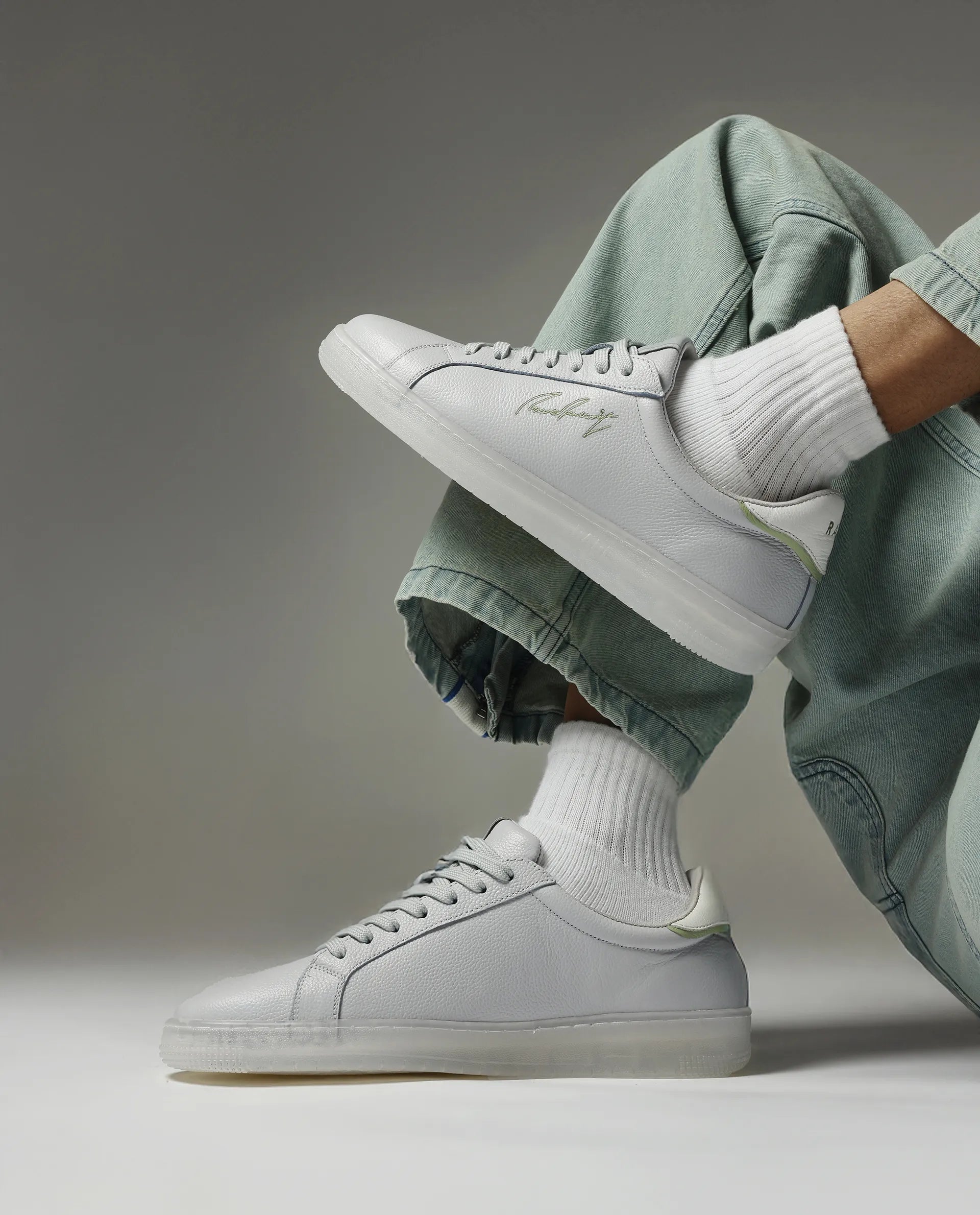 Rare Rabbit Men Elton Icy Purple Lace-Up Closure Sneakers