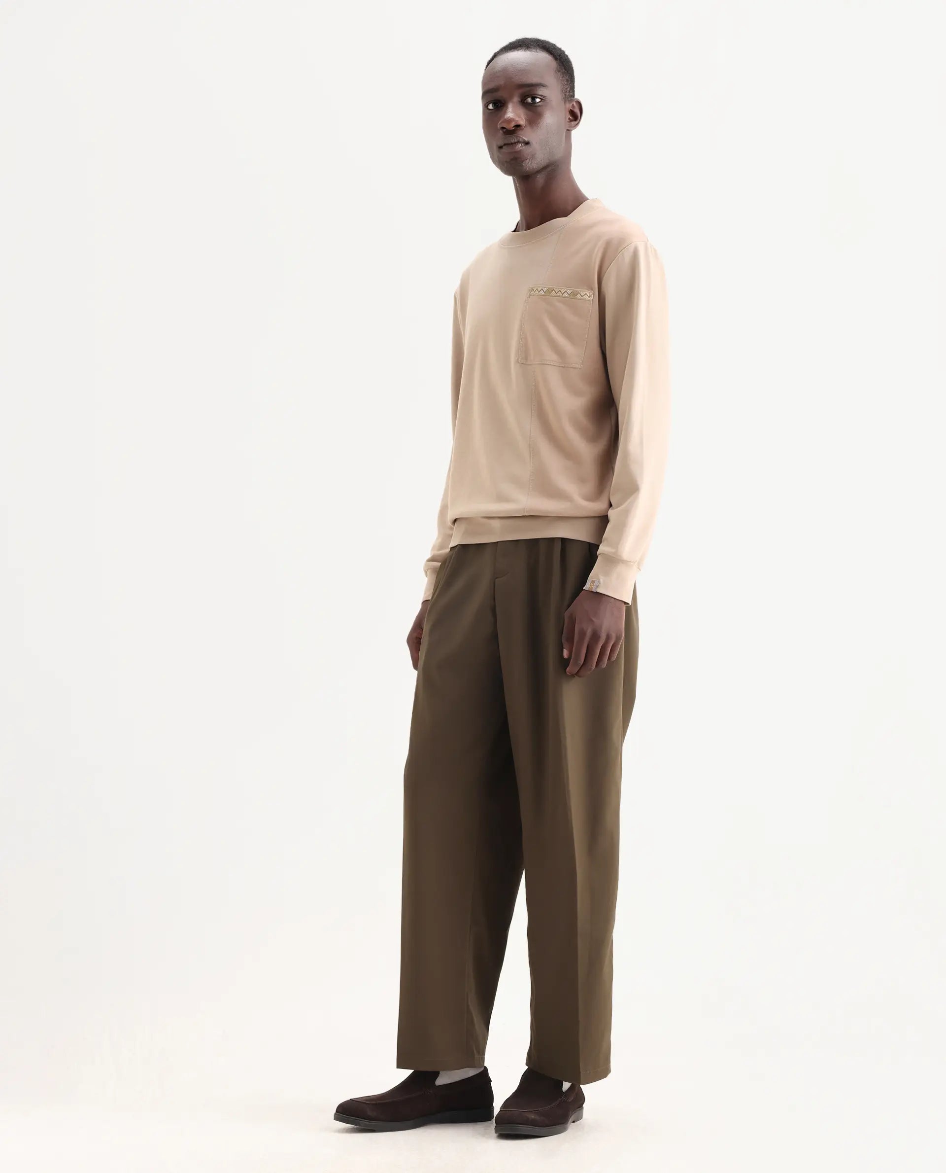 Rare Rabbit Men's Enzot Olive Cotton Plain Relaxed Fit Trouser