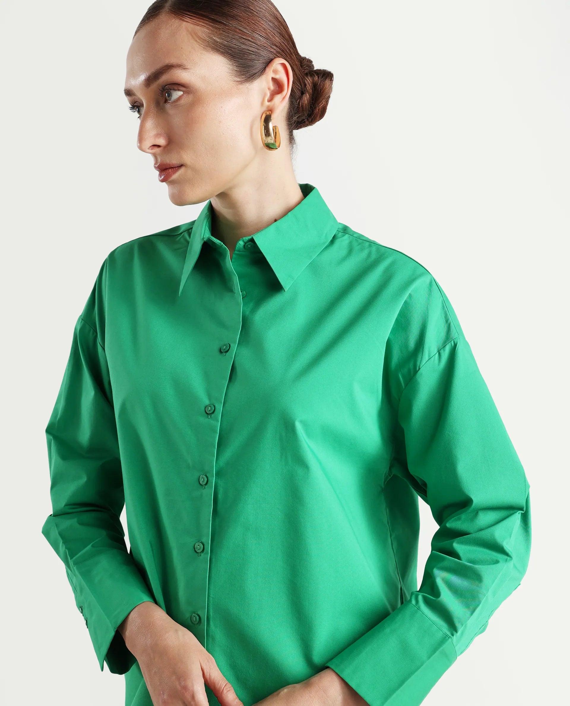 Rareism Women's Epneto Green Cotton Blend Collared Plain Cuffed Sleeve Boxy Fit Shirt