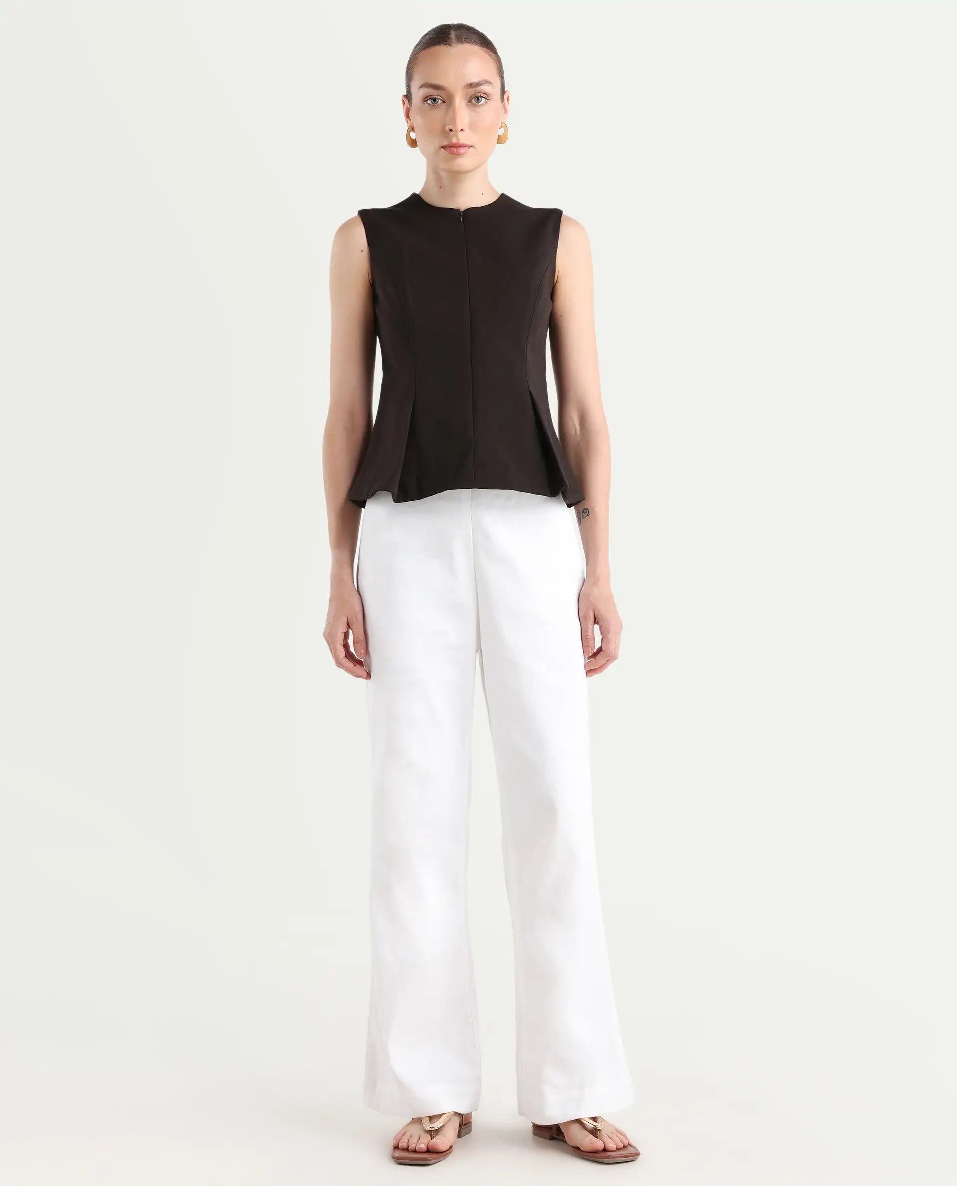 Rareism Women's Epors White Modal Plain Ankle Length Straight Fit Trouser