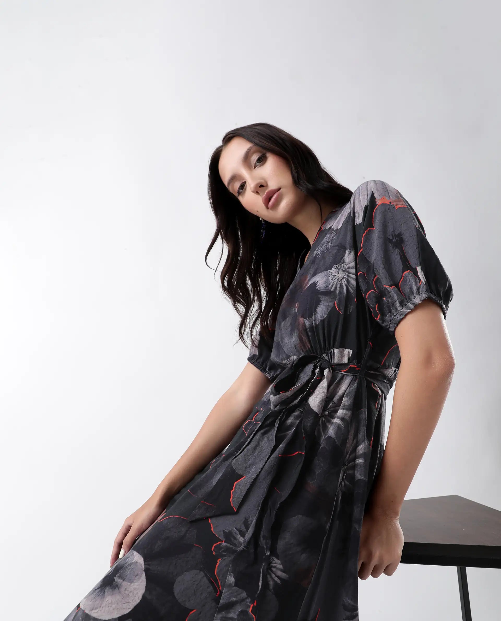 Rareism Women's Epory Black Viscose Blend Floral Print Extended Sleeves Midi A-Line Dress