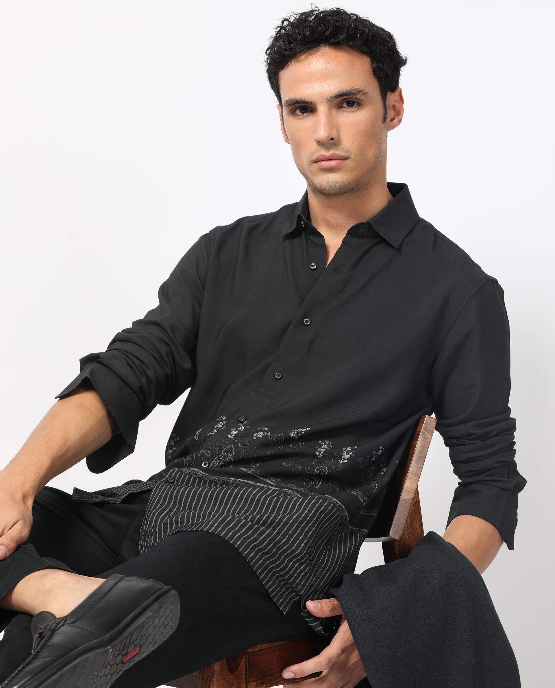 Rare Rabbit Men's Esco Black Viscose Fabric Full Sleeves Floral Print Shirt