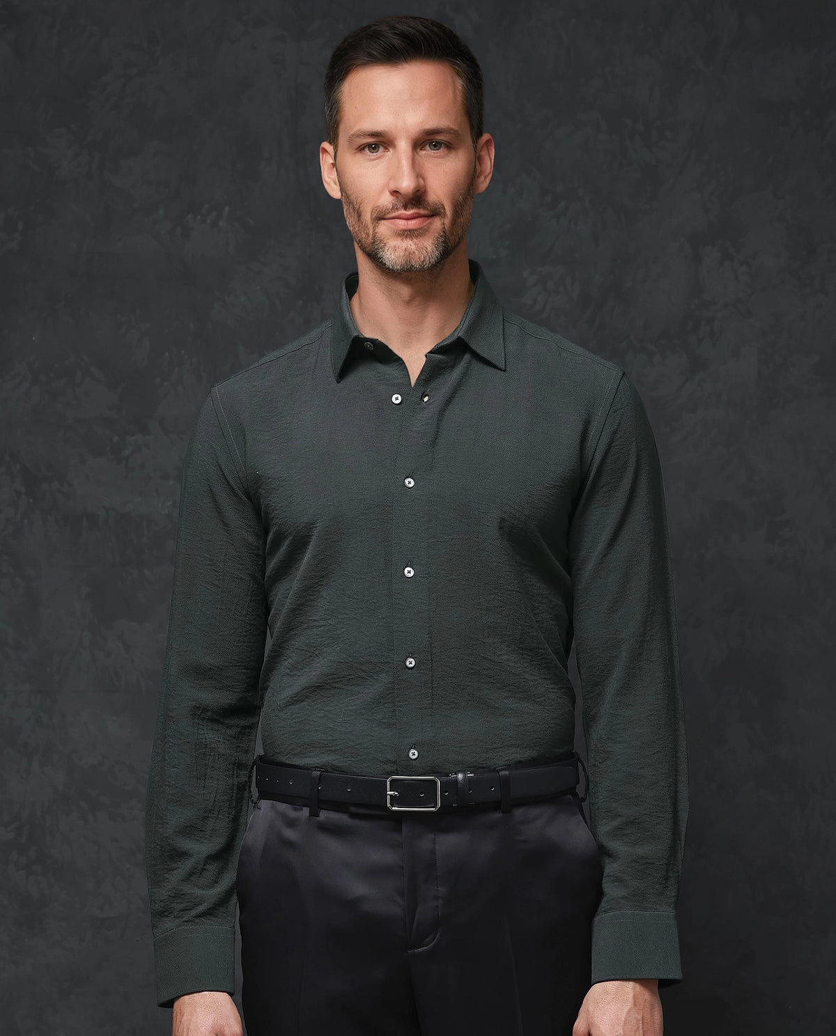 Rare Rabbit Mens Esty Dark Green Viscose Nylon Fabric Full Sleeves Solid Twill Shirt