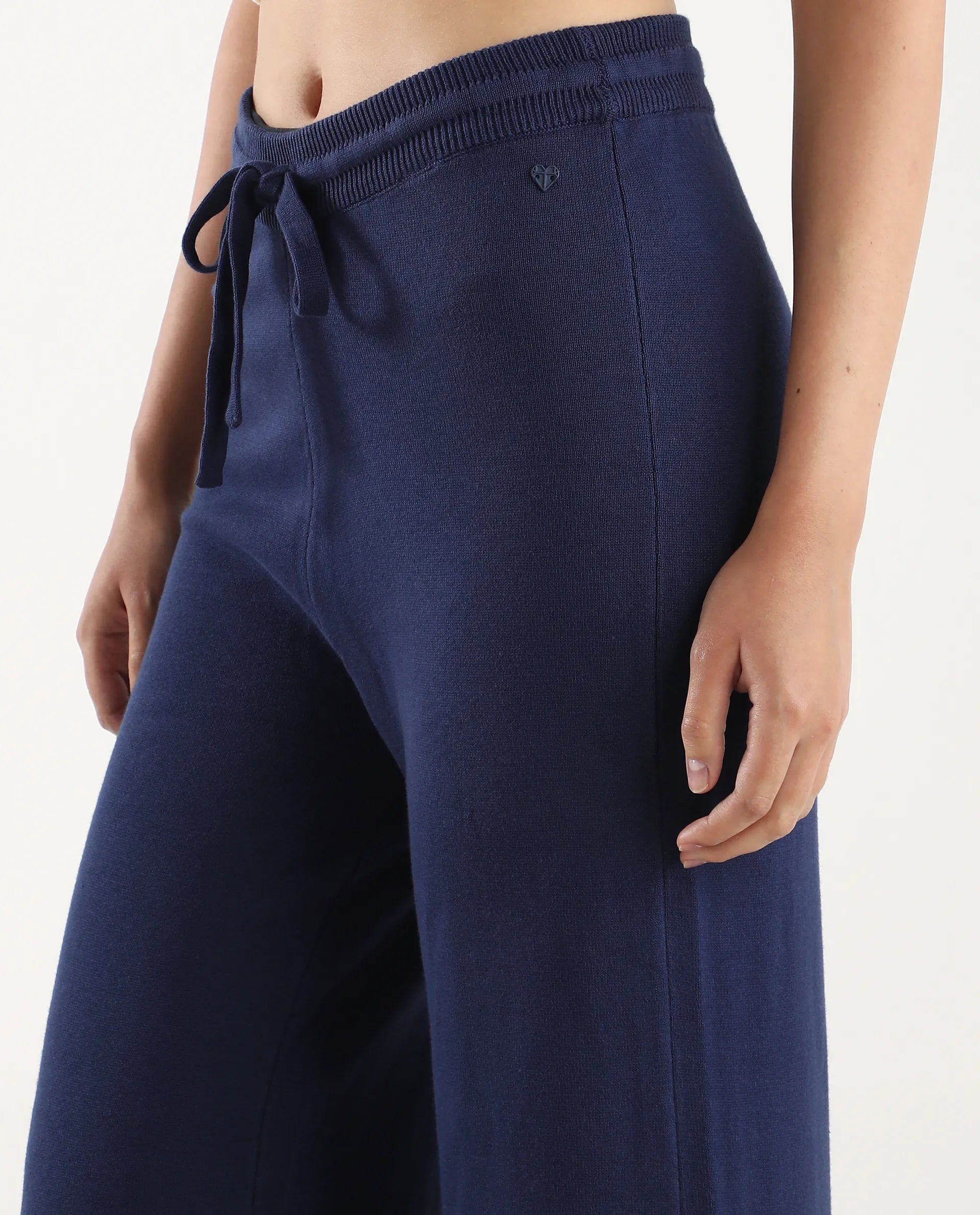 Rareism Women's Finnet B Navy Knit Plain Ankle Length Wide Leg Track Pant