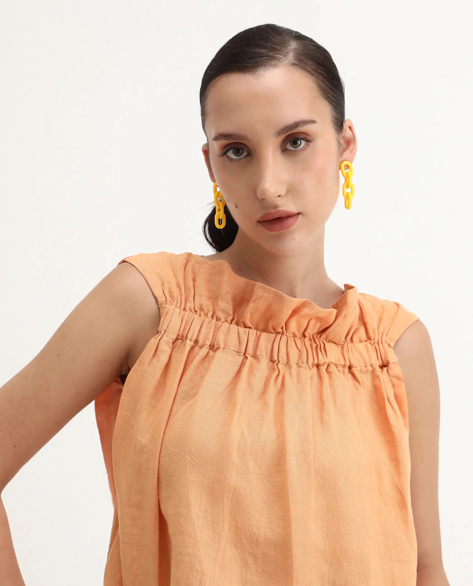 Rareism Women's Flash Orange Linen Sweetheart Neck Plain Sleeveless Knee Length Tailored Top