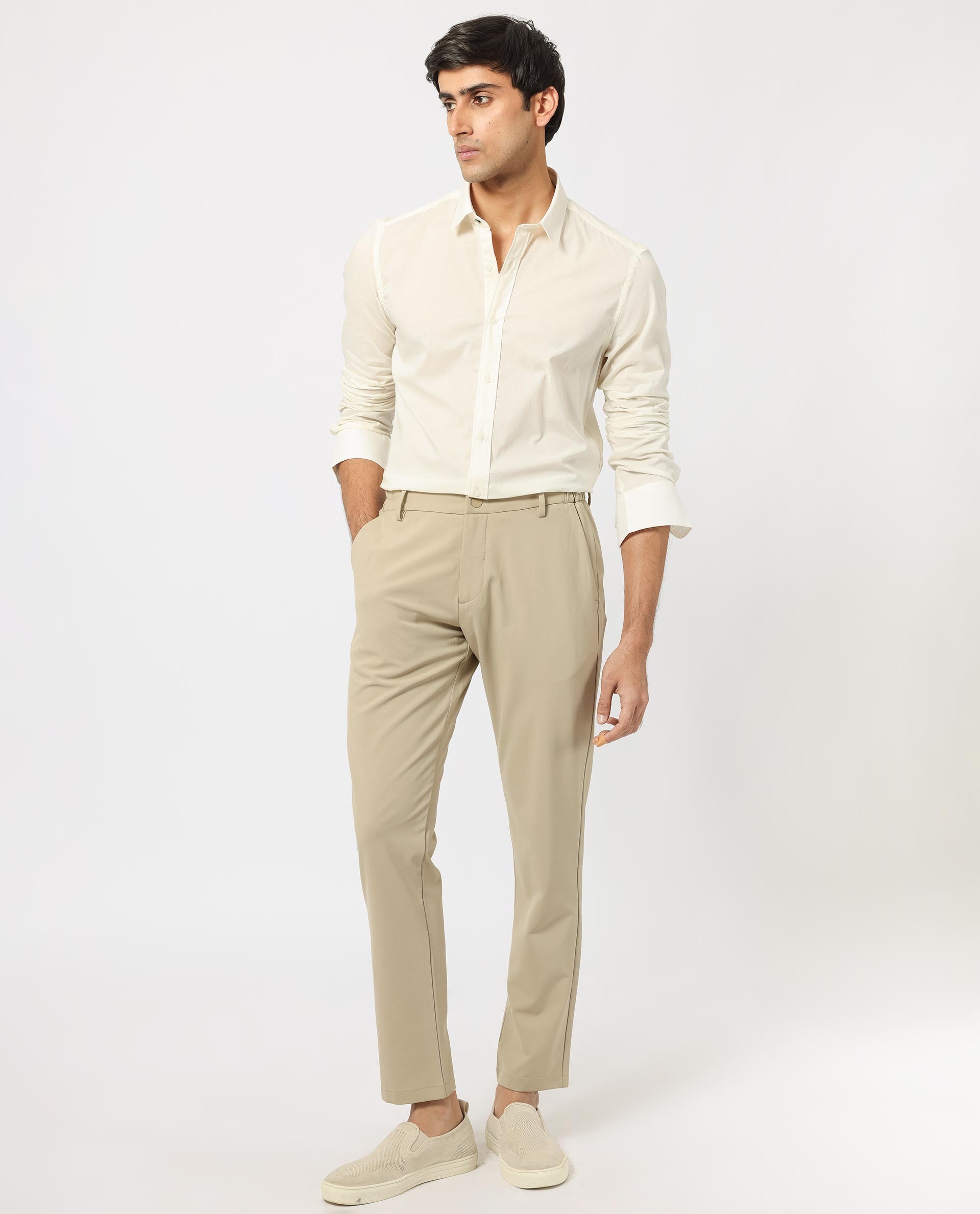 Rare Rabbit Men's Flees White Cotton Fabric Full Sleeves Solid Shirt