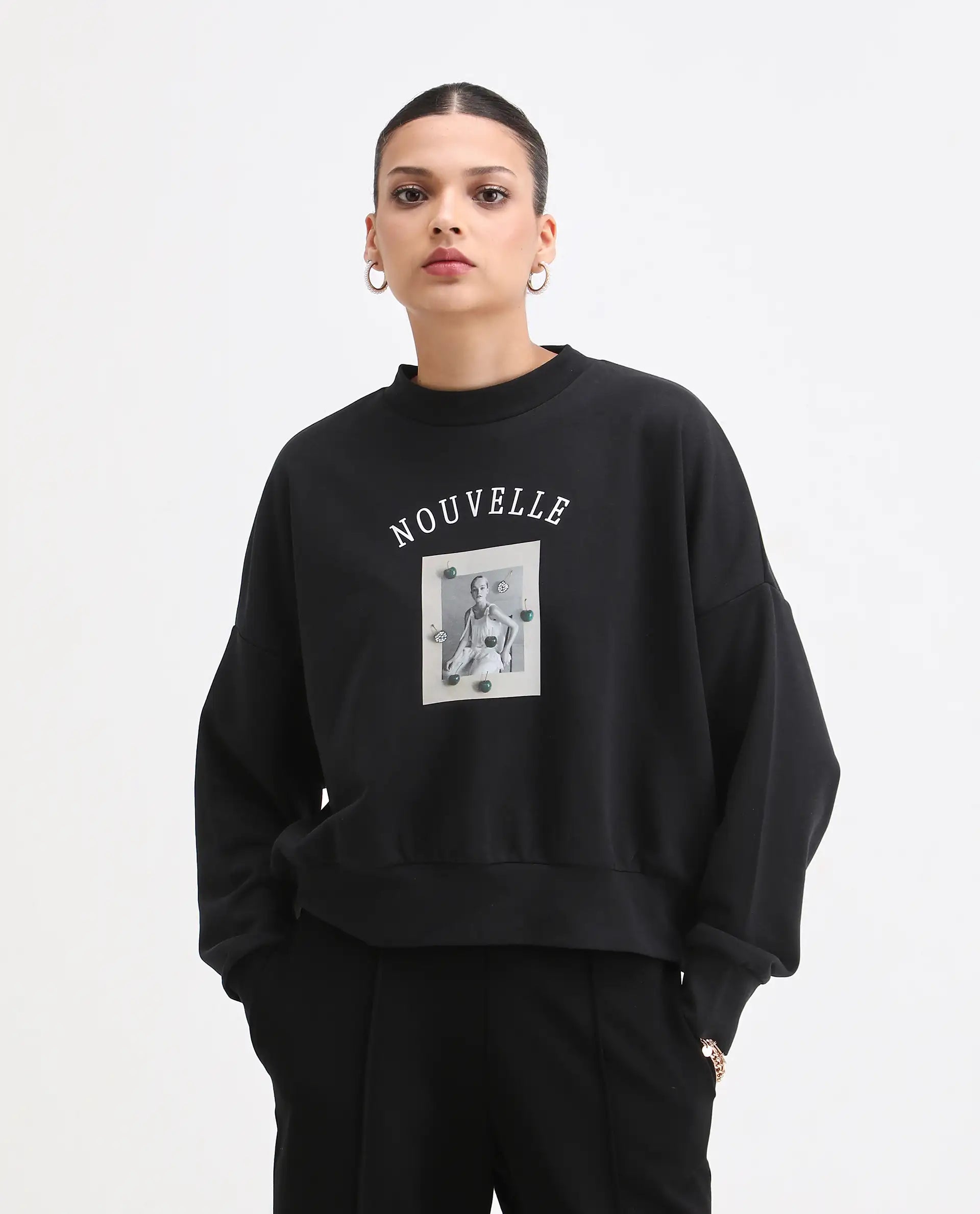 Rareism Women's Flen Black Cotton Blend Crew Neck Oversize Fit Graphic Print Sweatshirt