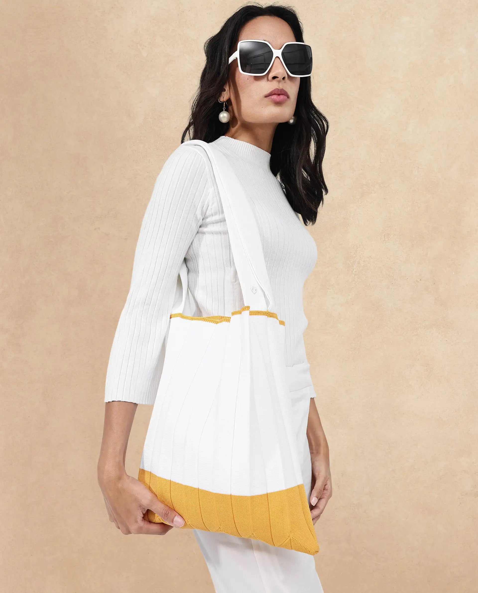 Rareism Articale Women Flounce Off White Polyester Fabric Colorblock Knitted Tote Bag