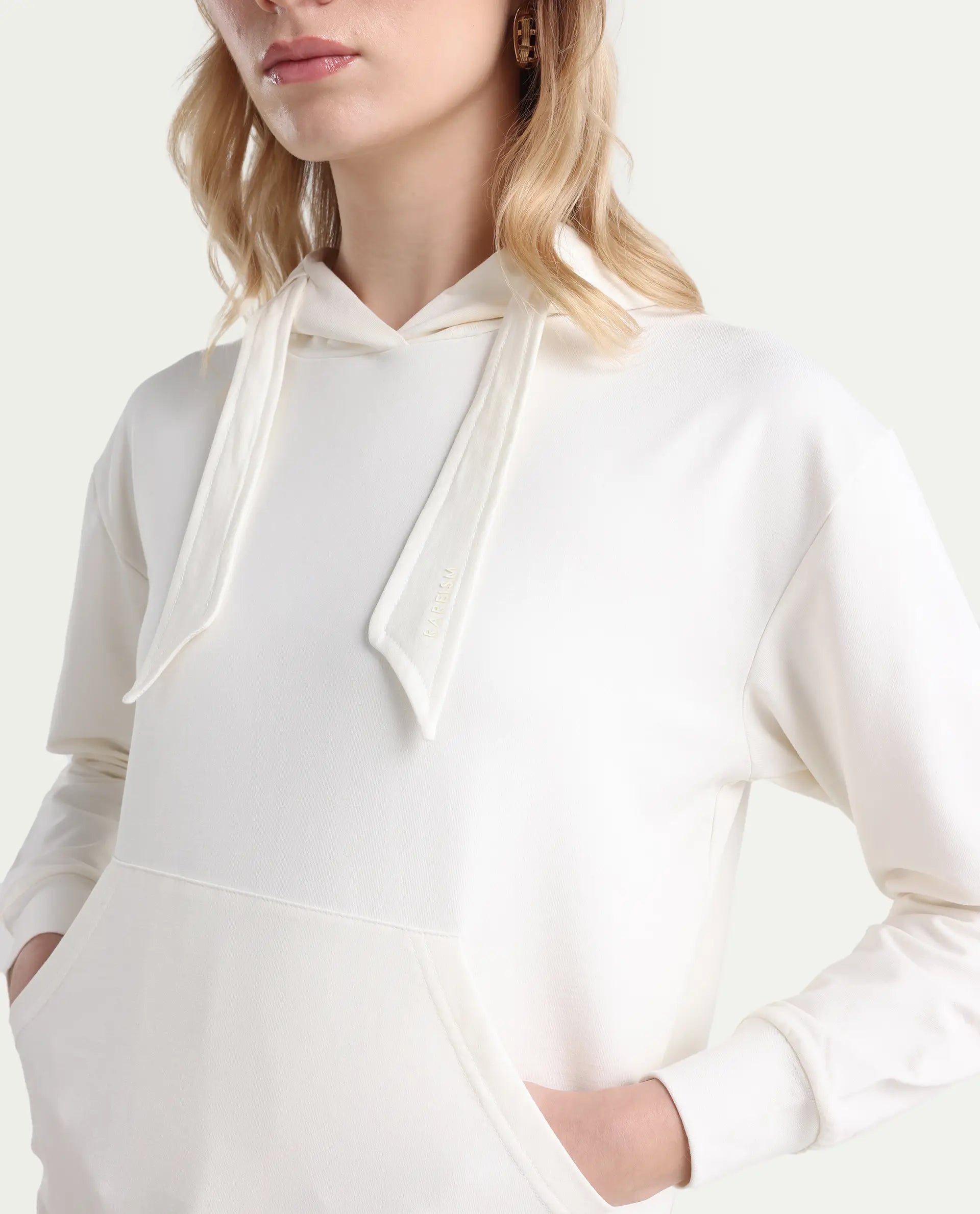 Rareism Women's Flynn Off White Cotton Blend Hooded Plain Regular Fit Sweatshirt