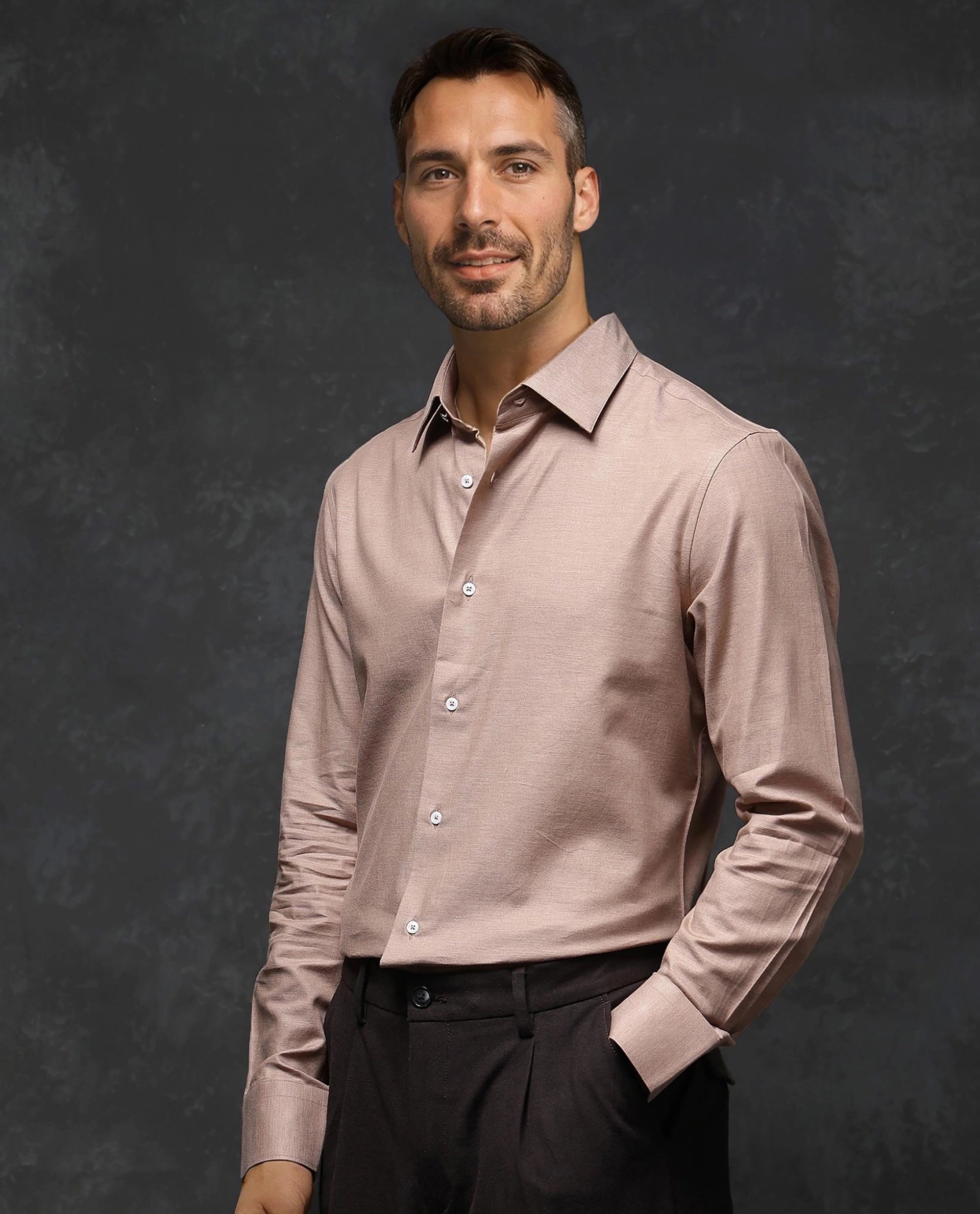 Rare Rabbit Men Forde Dusky Peach Cotton Melange Fabric Full Sleeve Regular Fit Solid Shirt