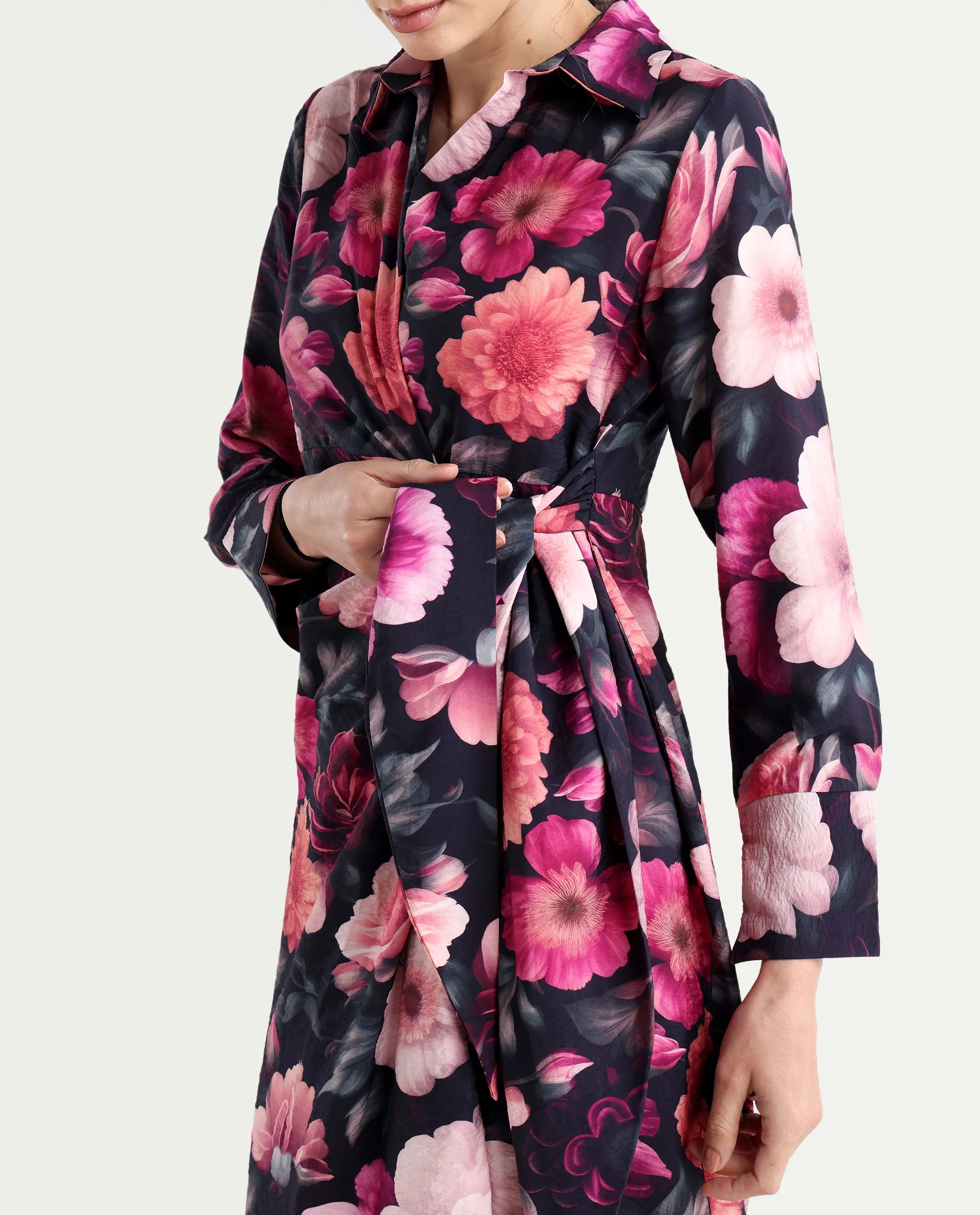 Rareism Women's Frastio Sc Black Viscose Blend Drop Collar Floral Print Extended Sleeves Maxi Straight Fit Dress