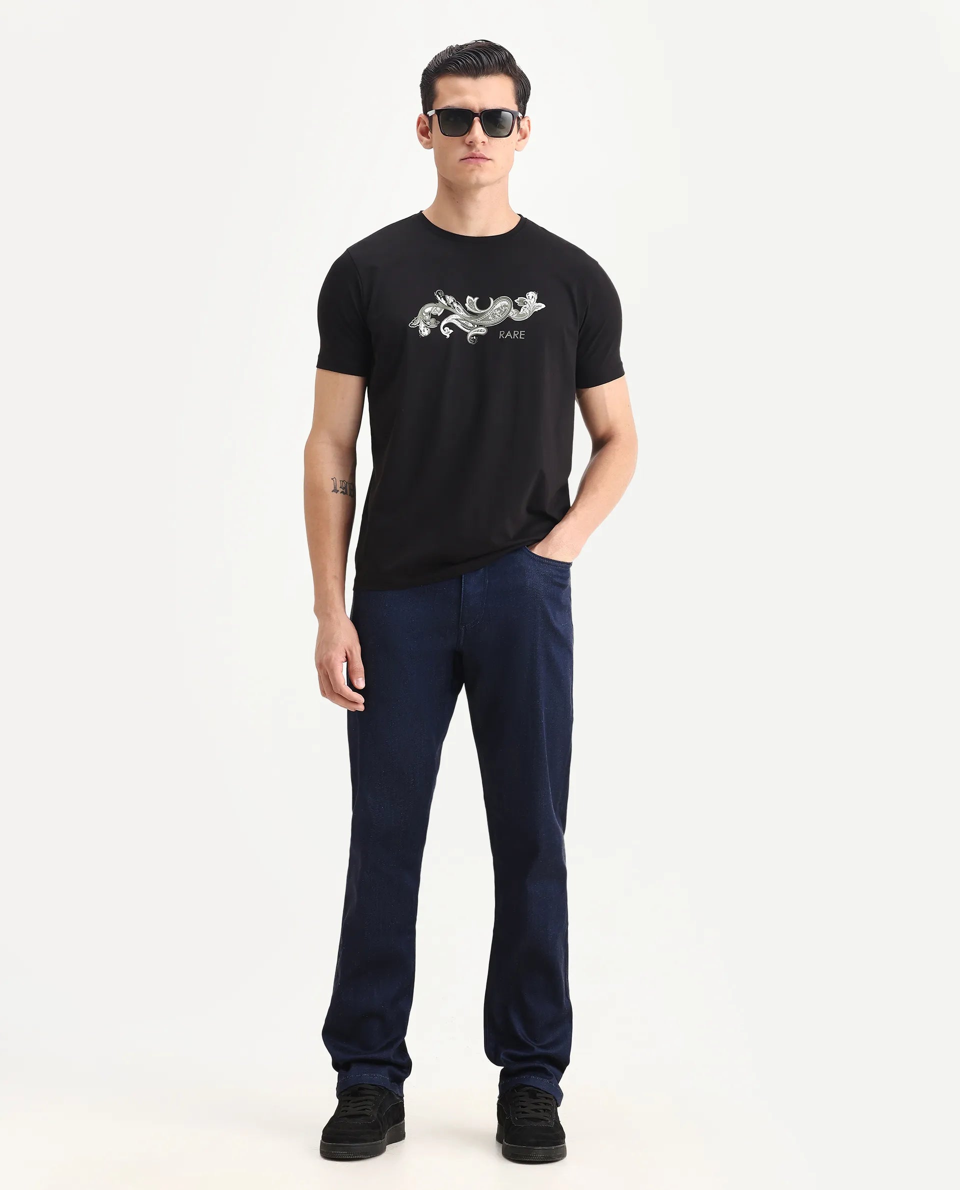 Rare Rabbit Men's Guild Casual Friter Black Cotton Blend Paisley Print Regular Fit Half Sleeve Crew Neck T-Shirt
