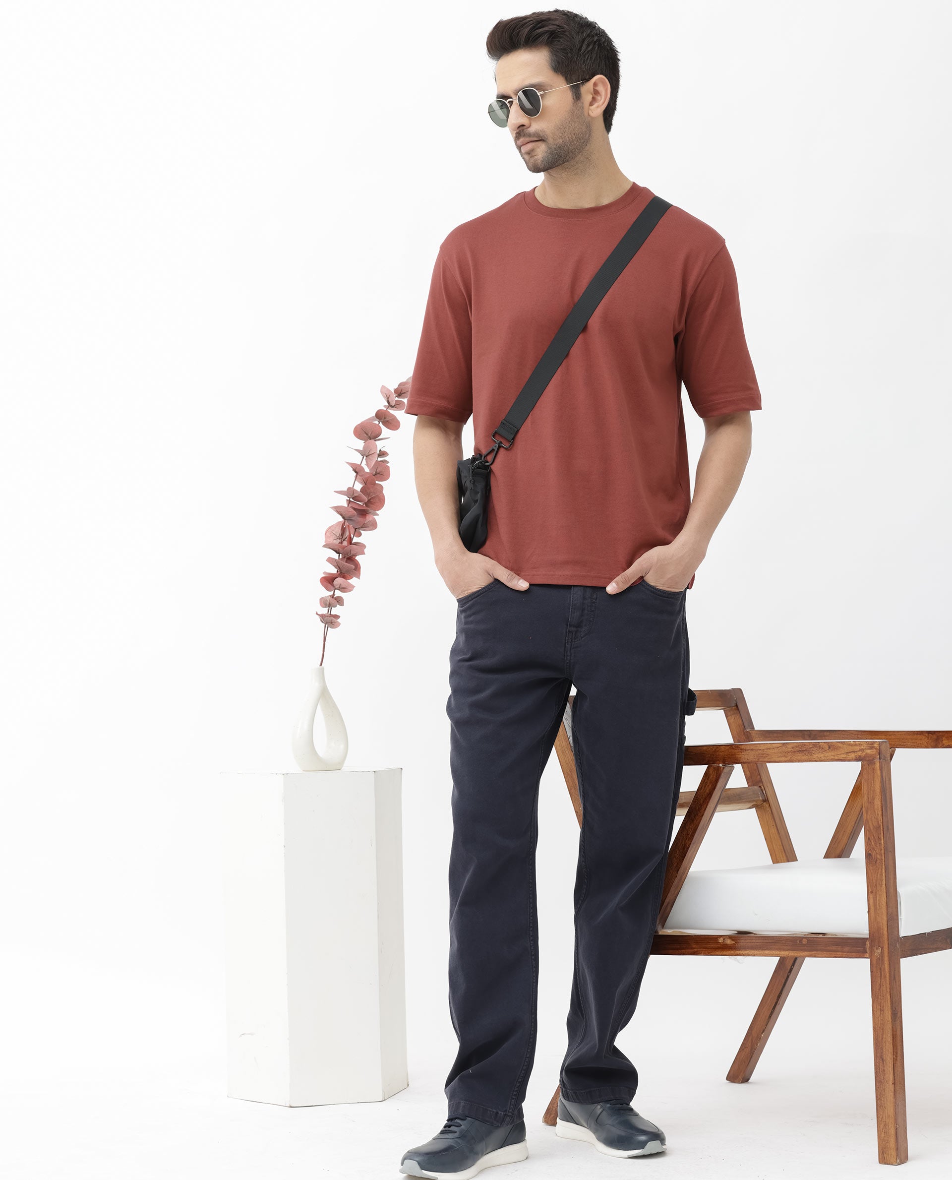 Rare Rabbit Men's Gallos Rust Short Sleeve Oversized Solid T-Shirt