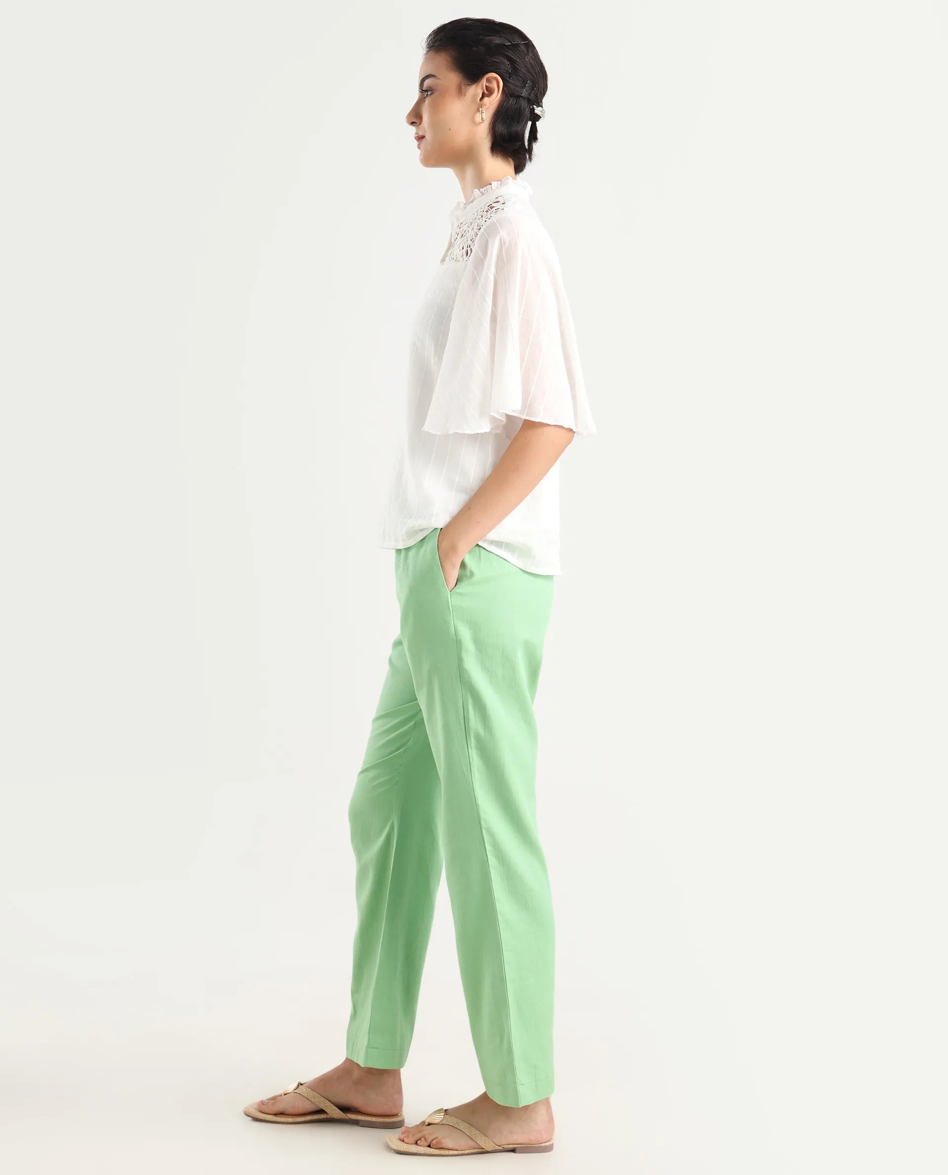 Rareism Women's Ged Green Cotton Abstract Print Ankle Length Straight Fit Trouser