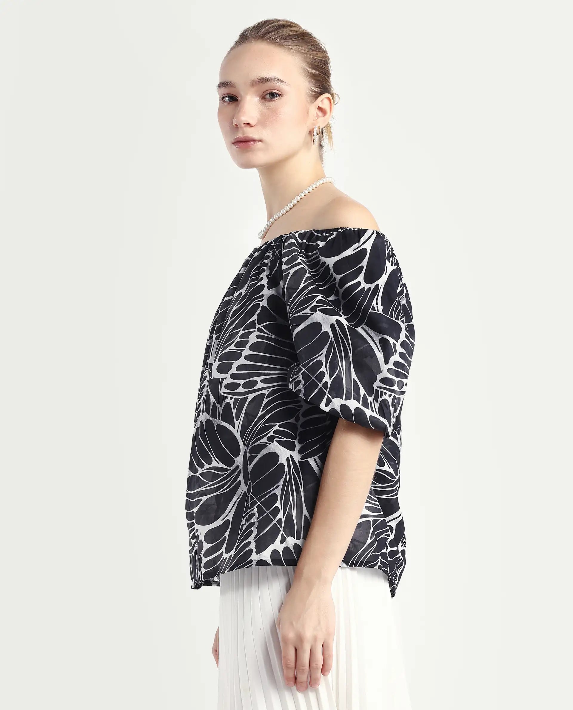 Rareism Women's Getan Black Viscose Blend Square Neck Abstract Print Balloon Sleeve Relaxed Fit Top