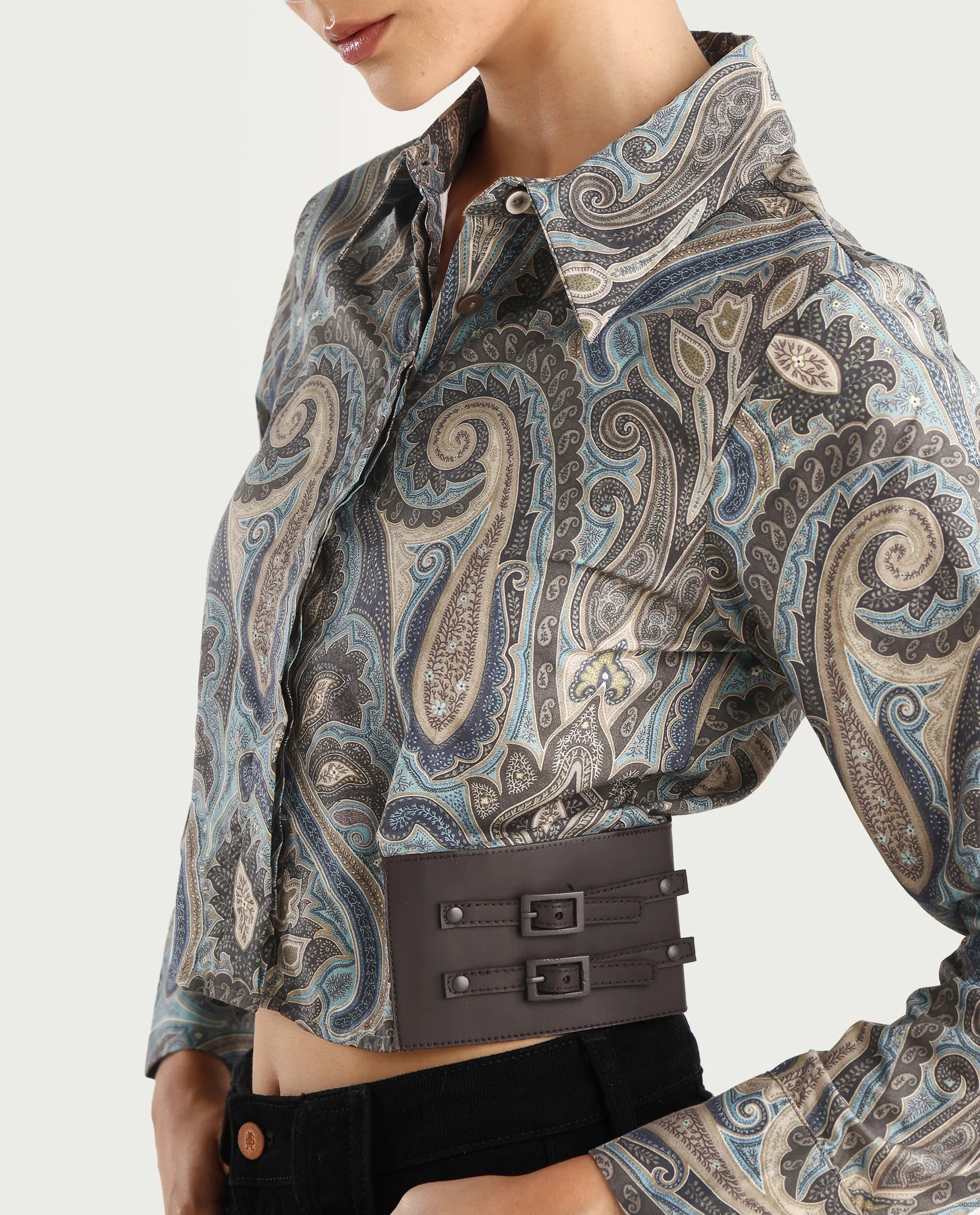 Rareism Women's Gister Multi Cotton Drop Collar Paisley Print Cuffed Sleeve Crop Regular Fit Shirt