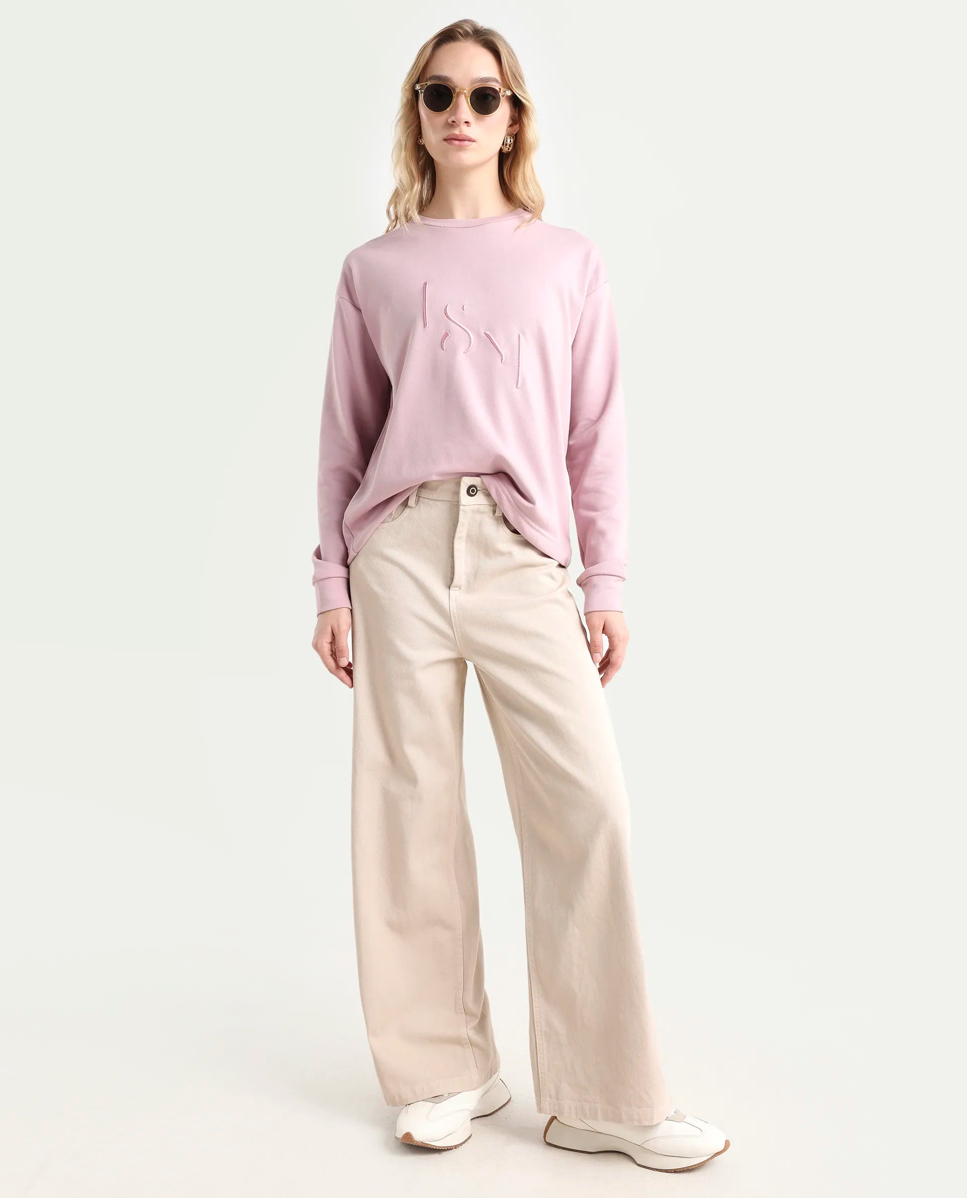 Rareism Women's Goldberg Dusky Pink Polyester Blend Crew Neck Embroidered Regular Fit Sweatshirt