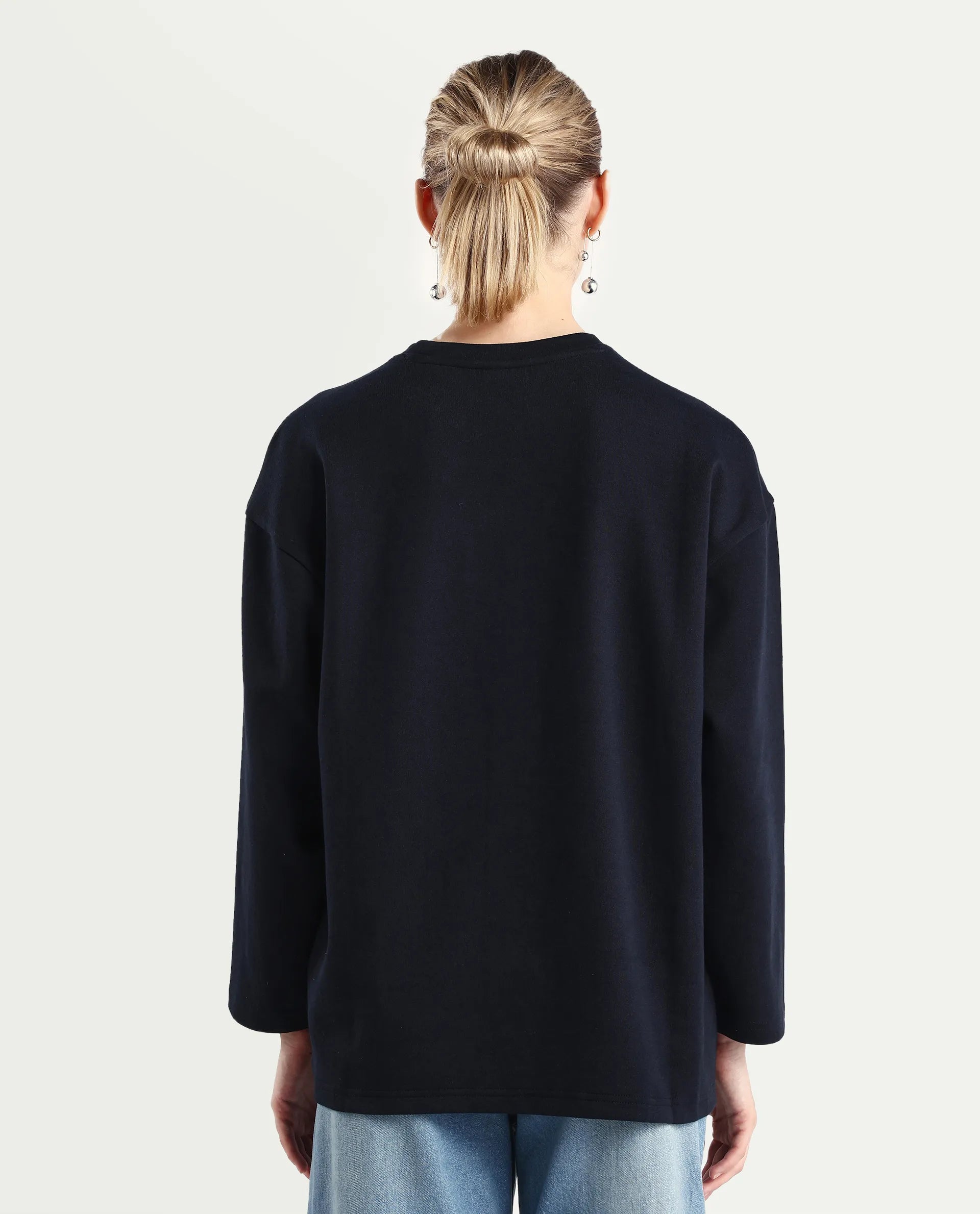 Rareism Women's Gravity Black Cotton Blend Crew Neck Plain Hip Length Relaxed Fit Sweatshirt