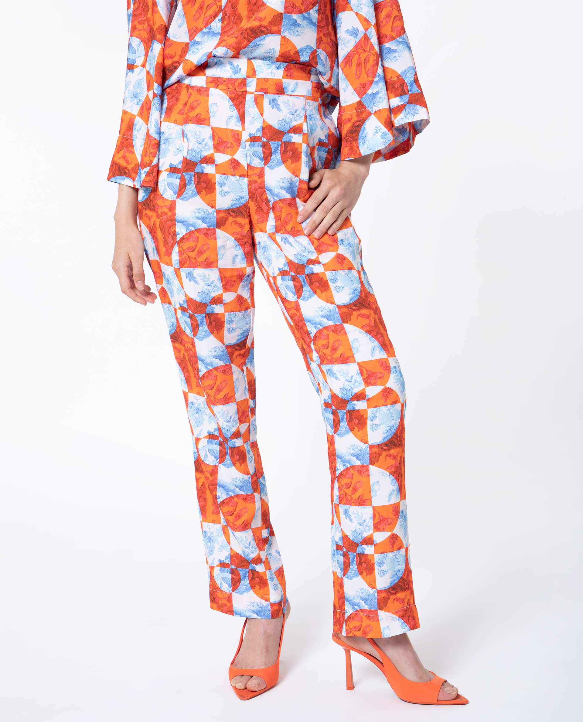 Rareism Women Gray Orange Viscose Fabric Drawstring Closure Regular Fit Floral Print Ankle Length Trousers