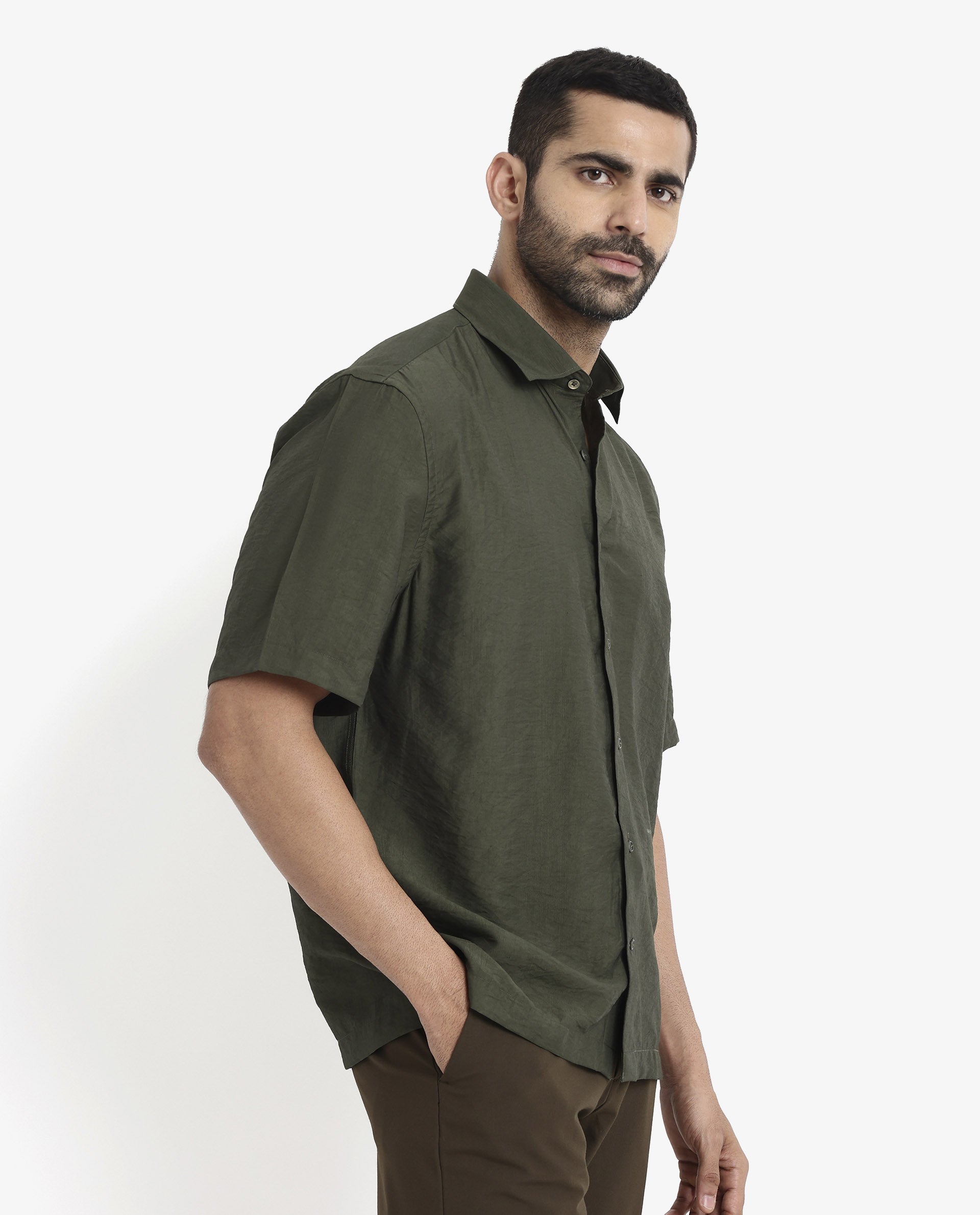 Rare Rabbit Men Blois Dark Green Viscose Nylon Fabric Short Sleeve Slim Fit Plain Shirt