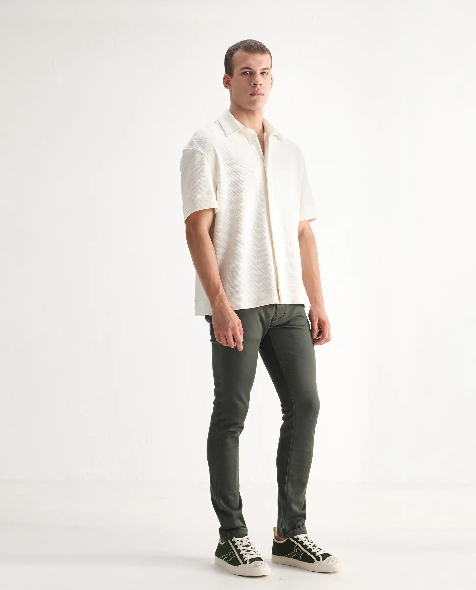 Rare Rabbit Men's Hede Olive Cotton Plain Hawk Slim Fit Jeans