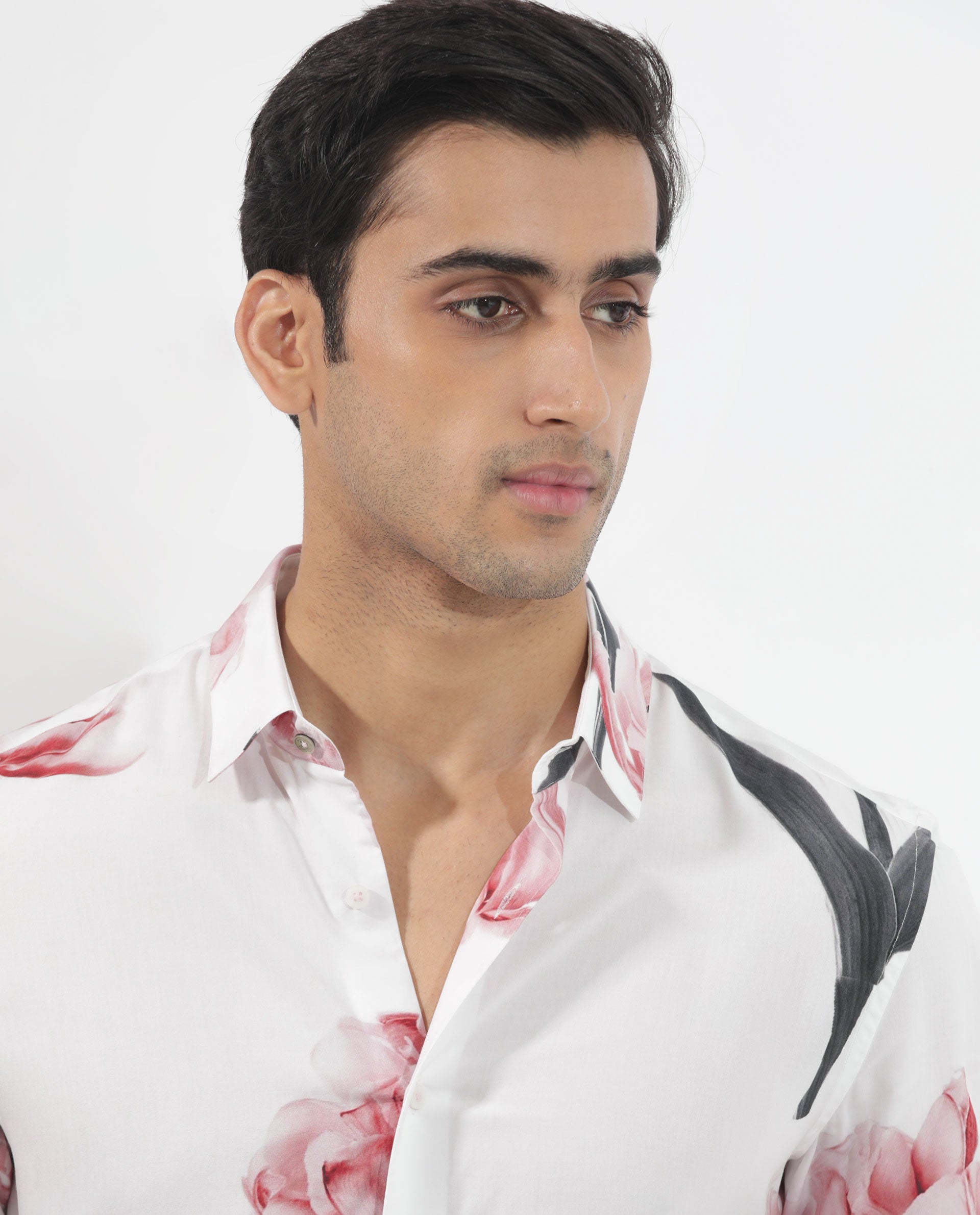 Rare Rabbit Mens Hegda White Viscose Fabric Full Sleeves Boxy Fit Floral Print Shirt