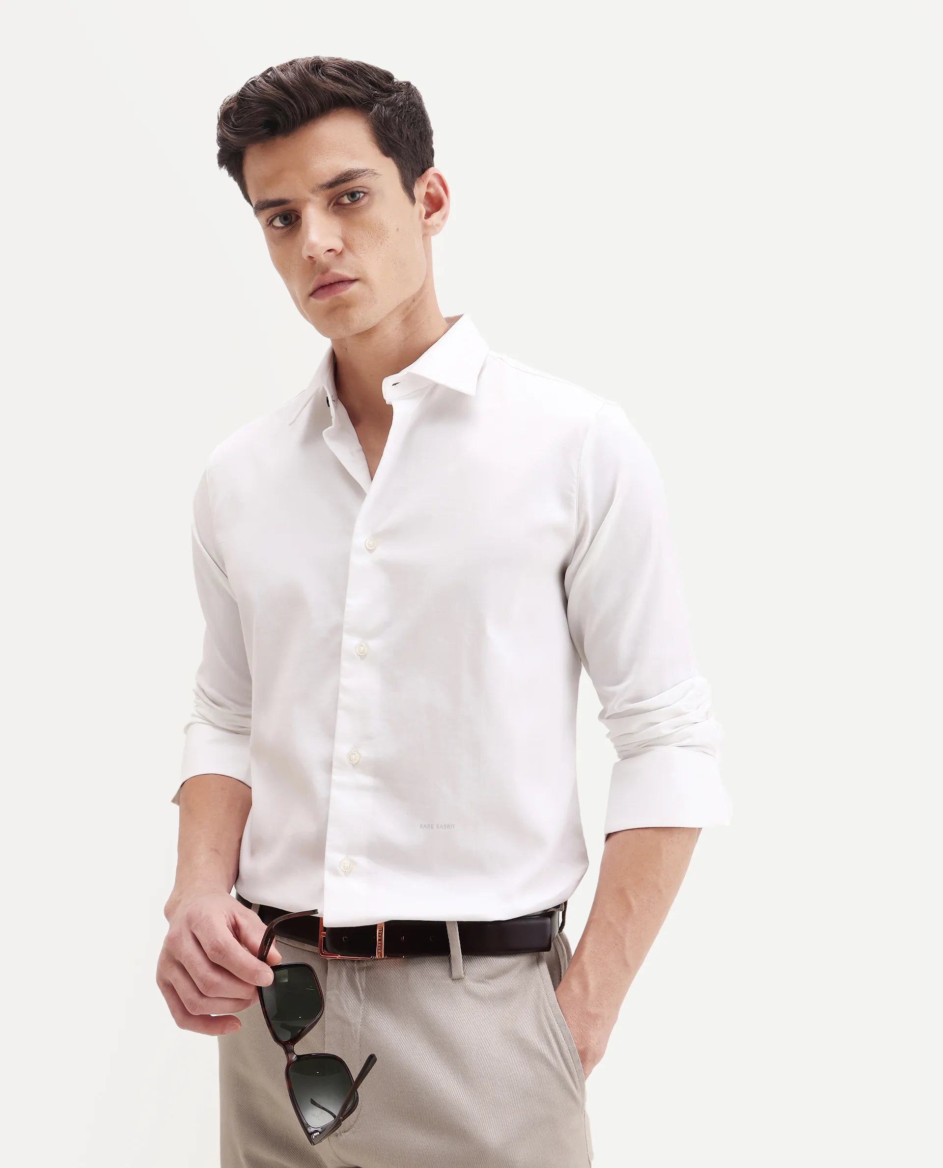 Rare Rabbit Men's Holla-25 White Cotton Blend Plain Regular Fit Full Sleeve Collared Shirt