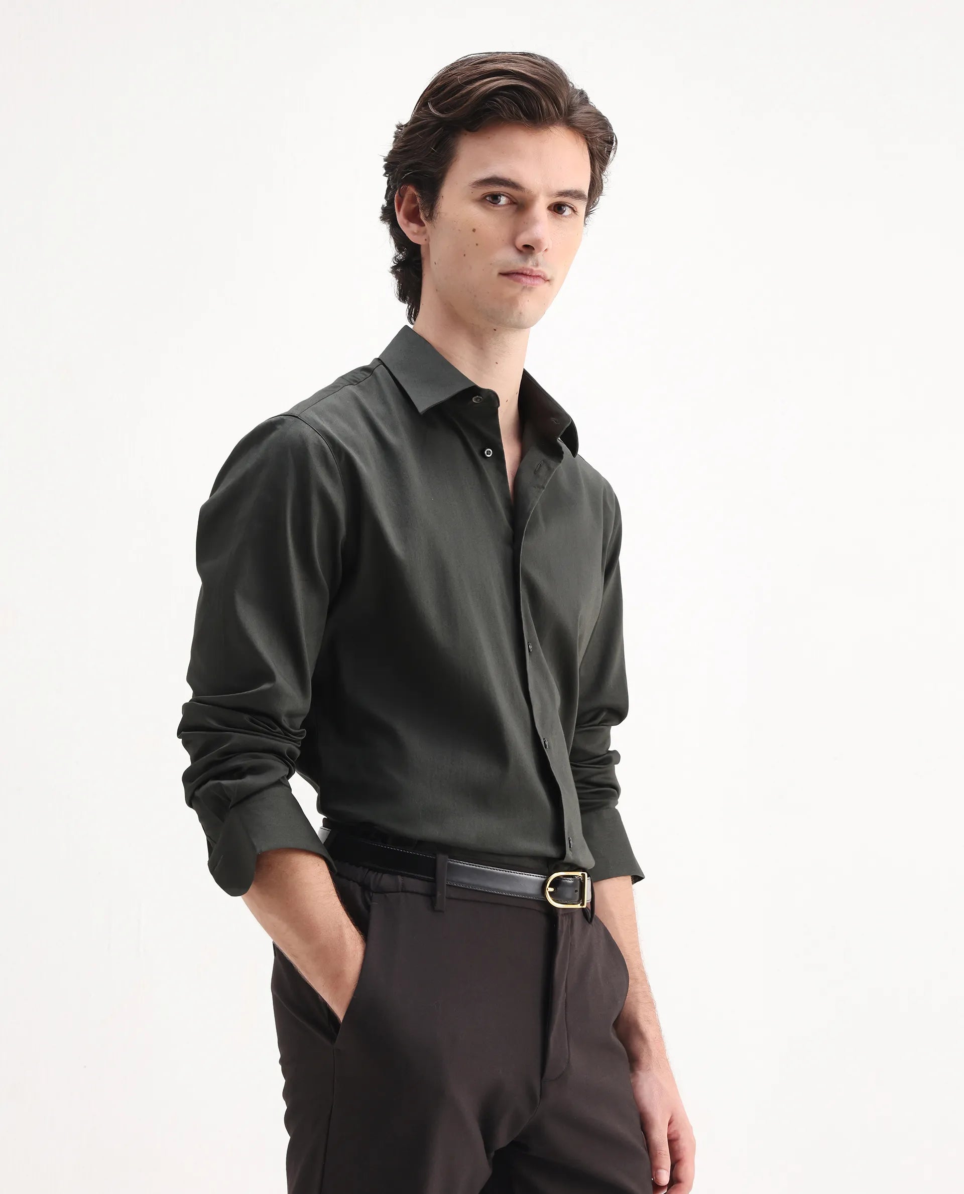 Rare Rabbit Men's Holla-26 Olive Cotton Plain Regular Fit Full Sleeve Collared Shirt