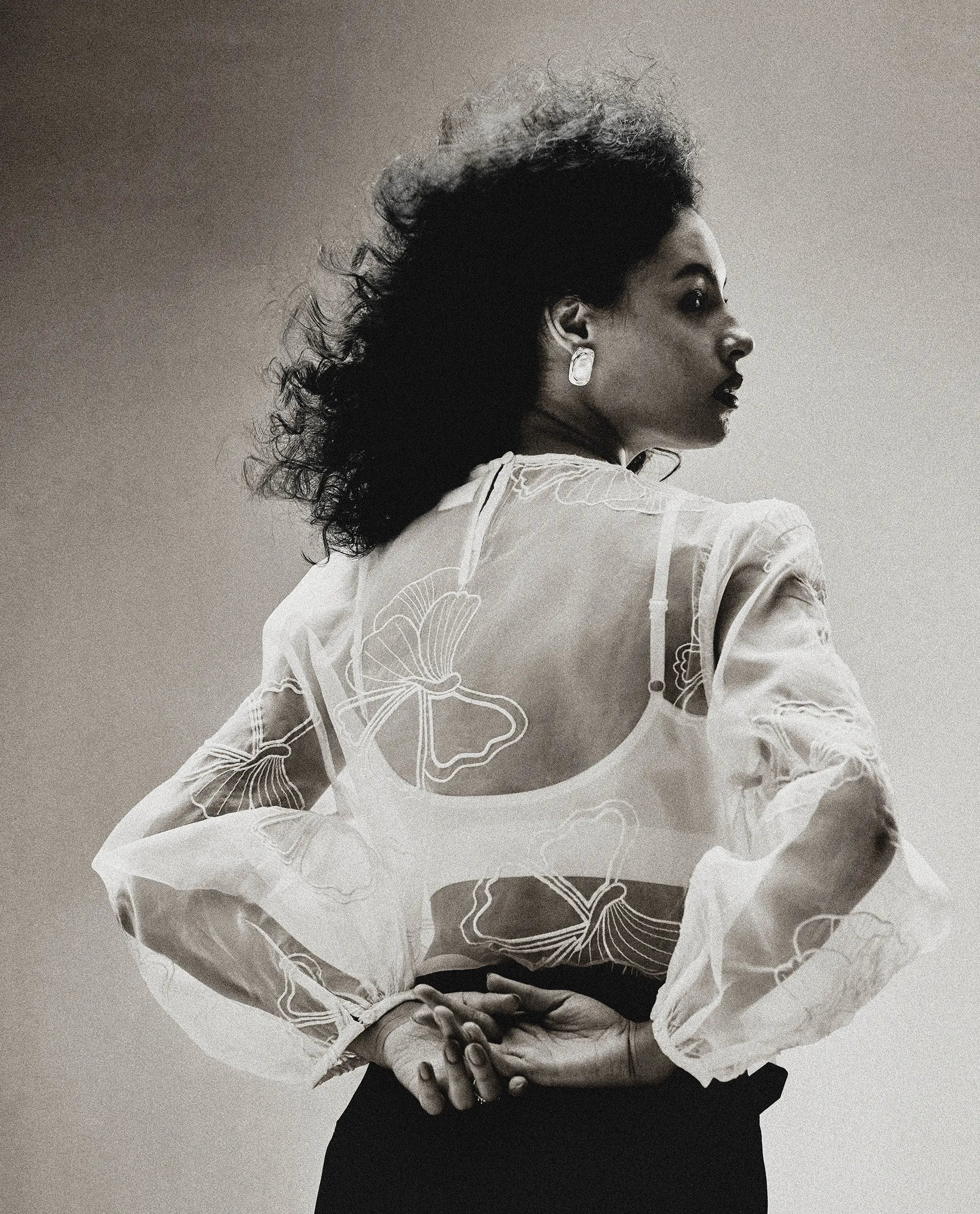 Rareism Women's Prevan White Polyester Round Neck Plain Bishop Sleeve Regular Fit Top