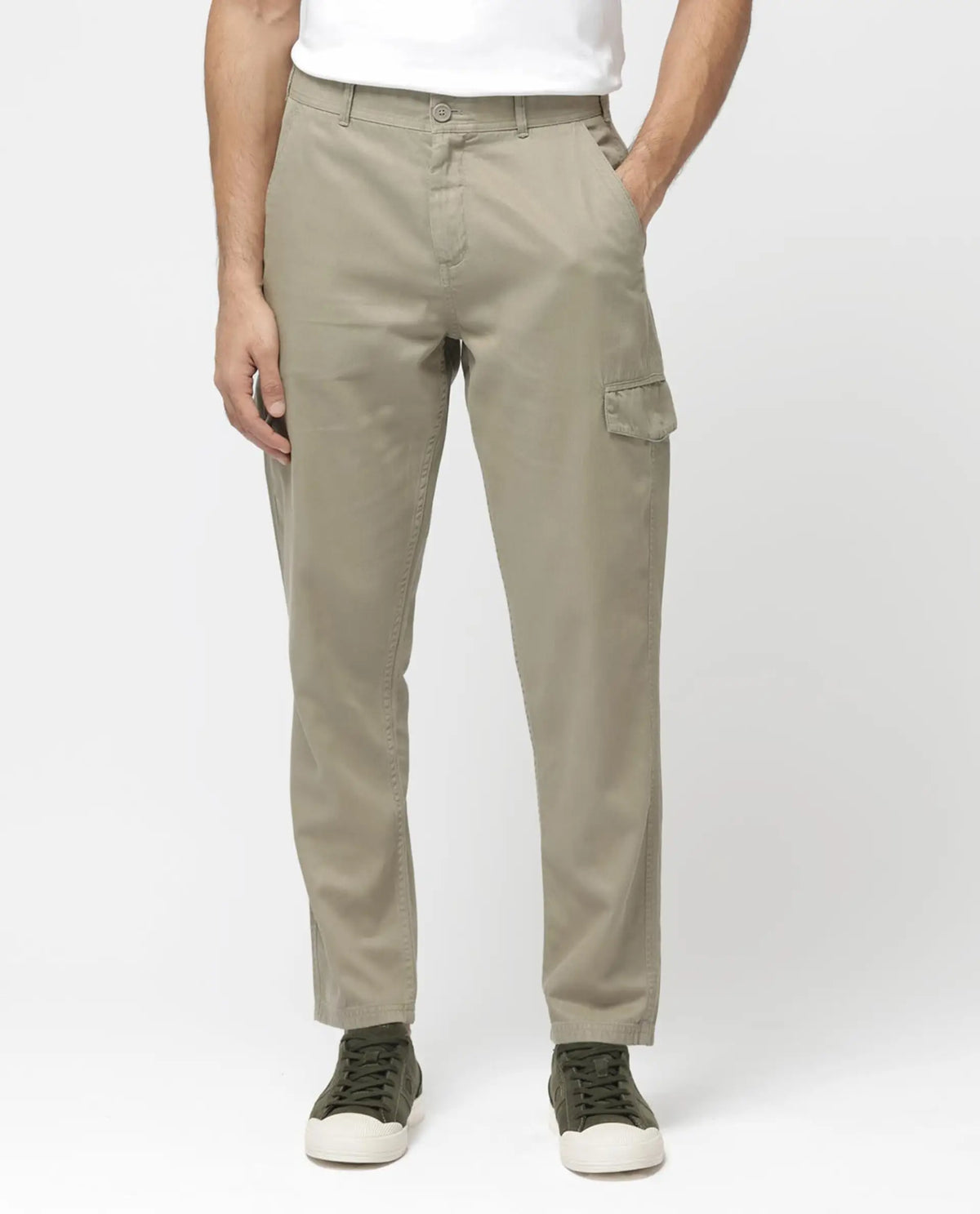 Rare Rabbit Men's Curon Pastel Green Cotton Plain Regular Fit Trouser
