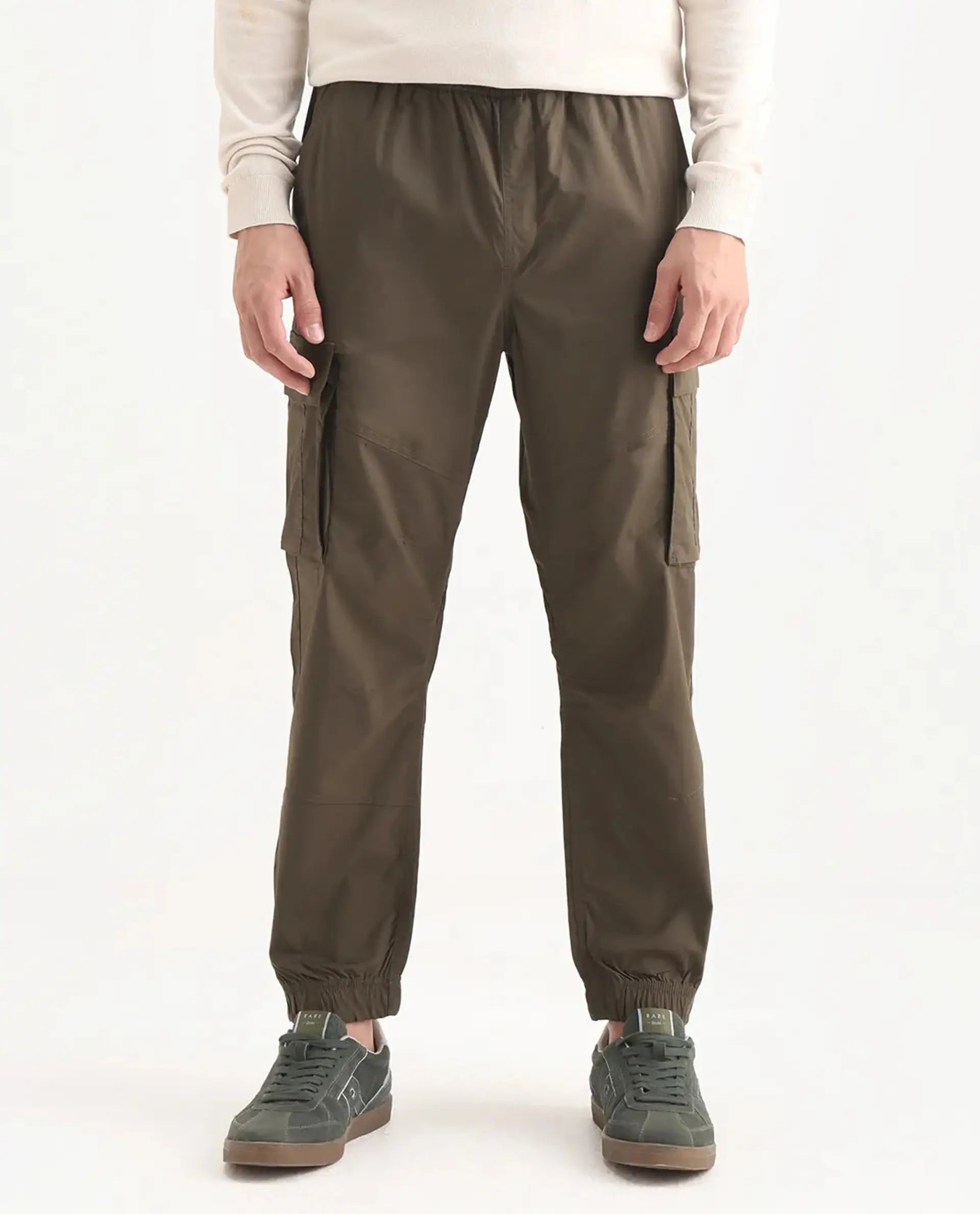 Rare Rabbit Men's Korb Olive Cotton Blend Plain Relaxed Fit Trouser