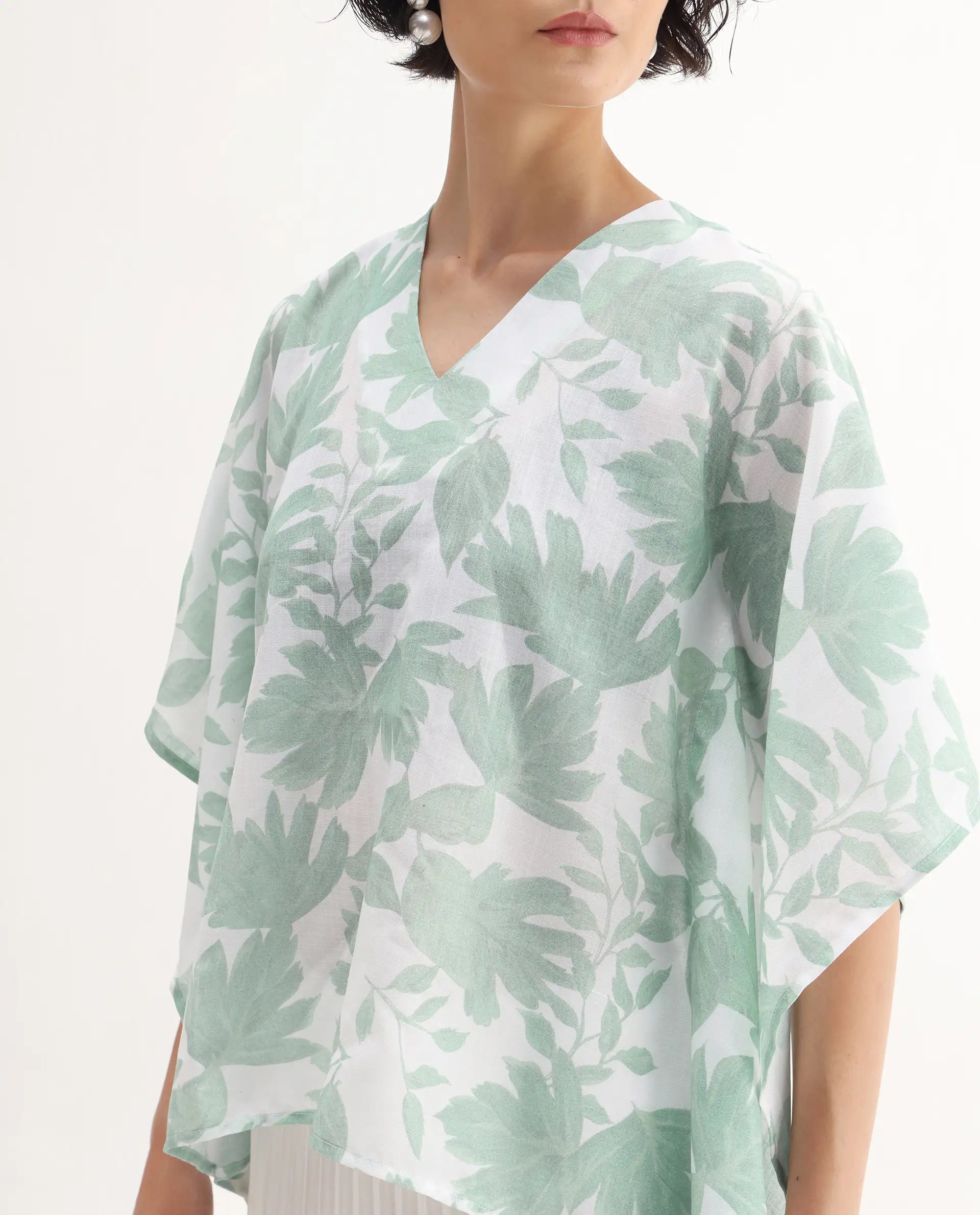 Rareism Women's Ibac Light Green Linen V-Neck Floral Print Kimono Sleeve Relaxed Fit Top