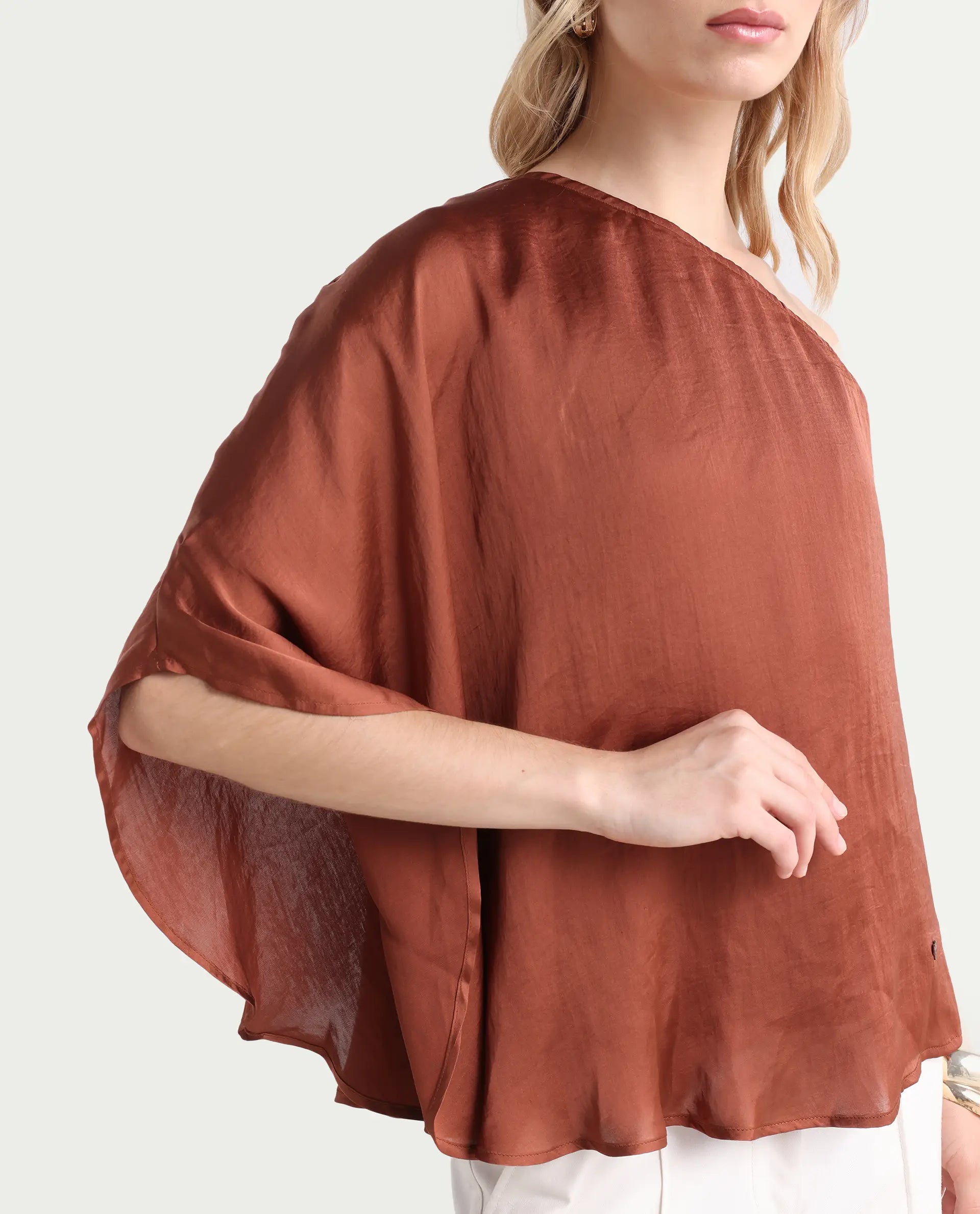 Rareism Women's Ibis Dark Brown Polyester Collarless Plain Flared Sleeve Regular Fit Top