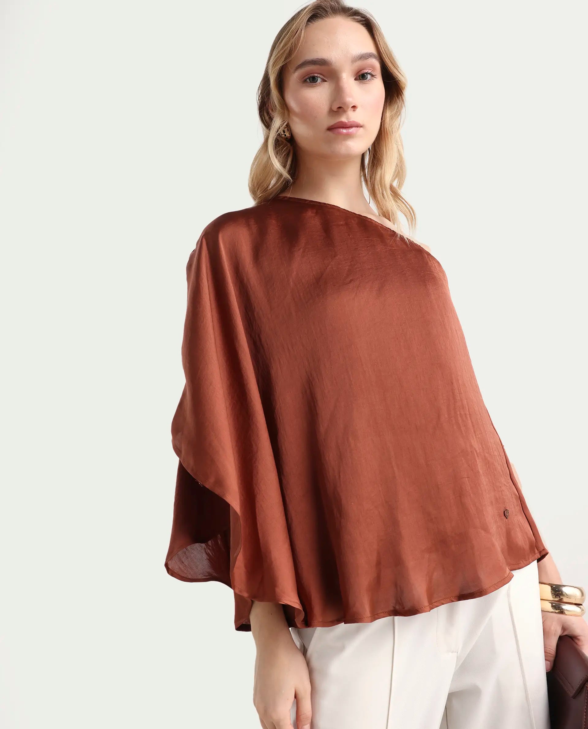 Rareism Women's Ibis Dark Brown Polyester Collarless Plain Flared Sleeve Regular Fit Top