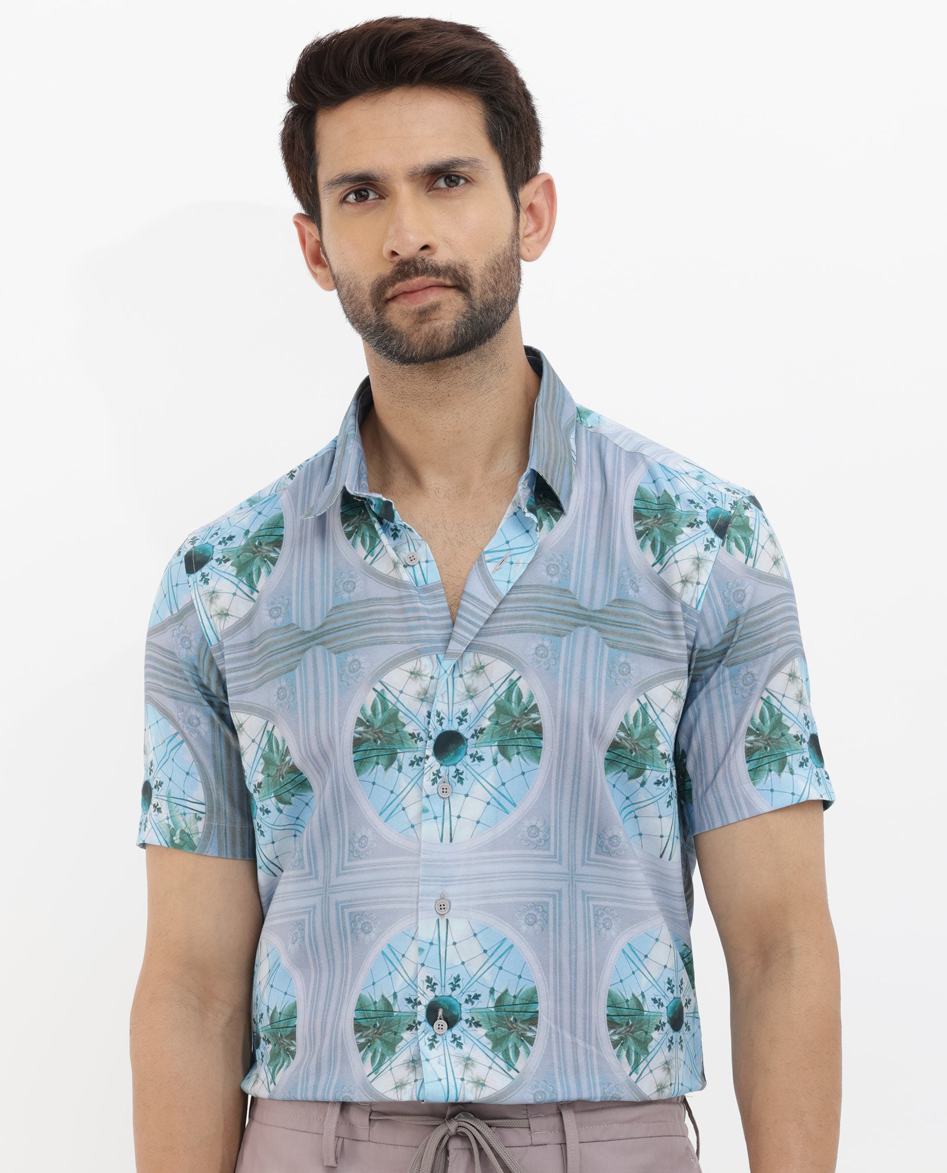 Rare Rabbit Mens Idris Pastel Purple Short Sleeve Tropical Print Shirt