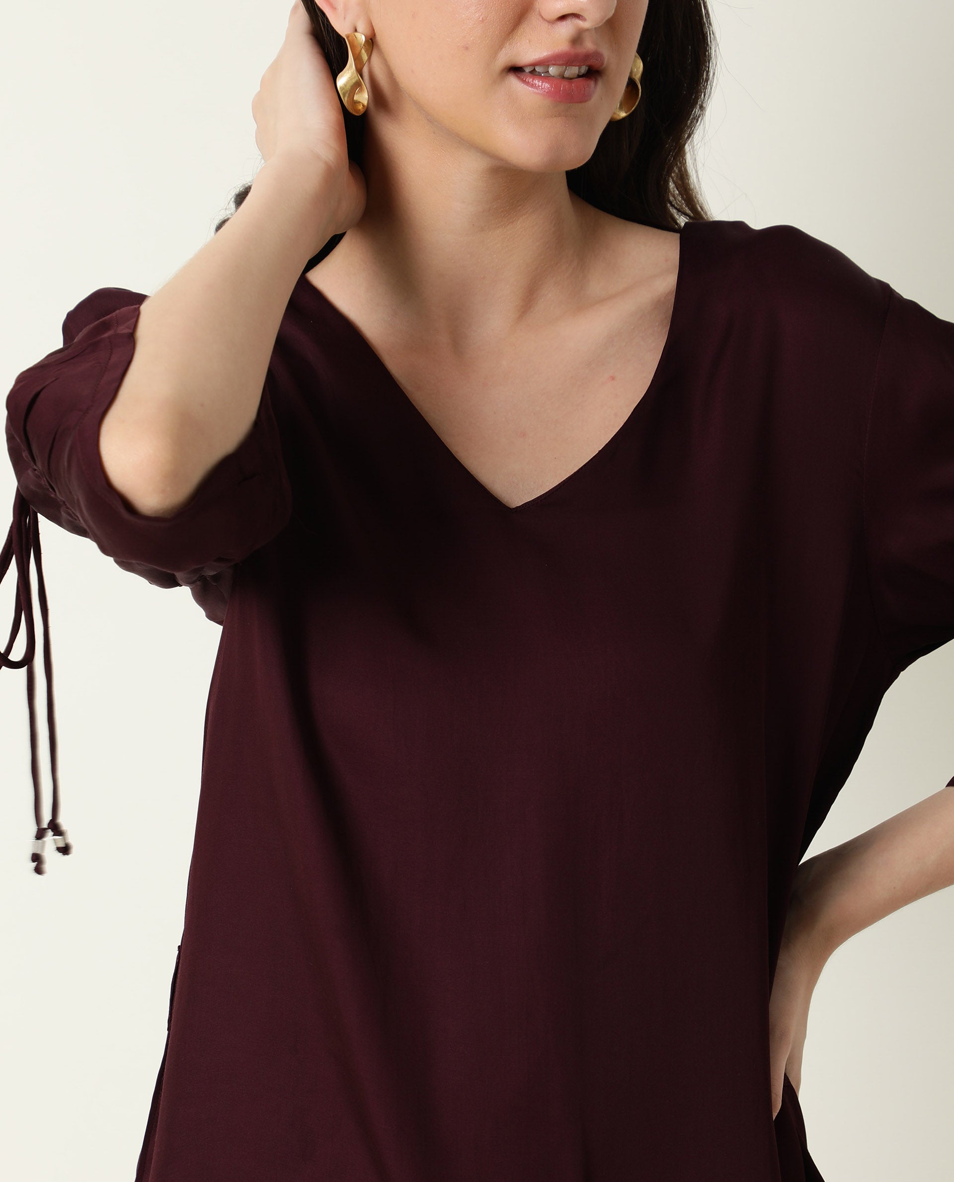 Rareism Women Jamm Maroon V Neck 3/4 Sleeves With Tie Up Mini Dress