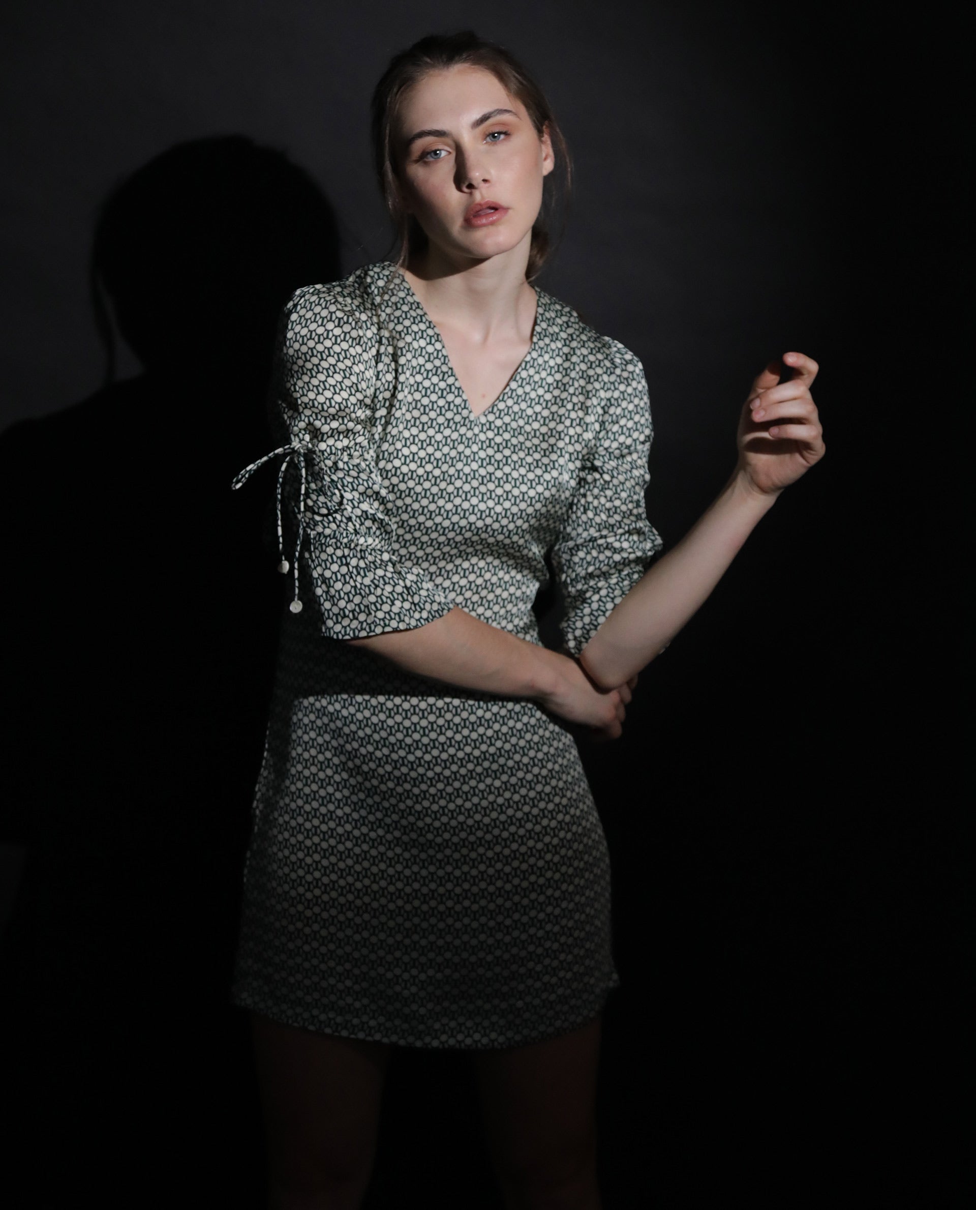 Rareism Women Cecilia Beige Geometric Print V Neck Short Sleeves With Drawstring Mini Dress