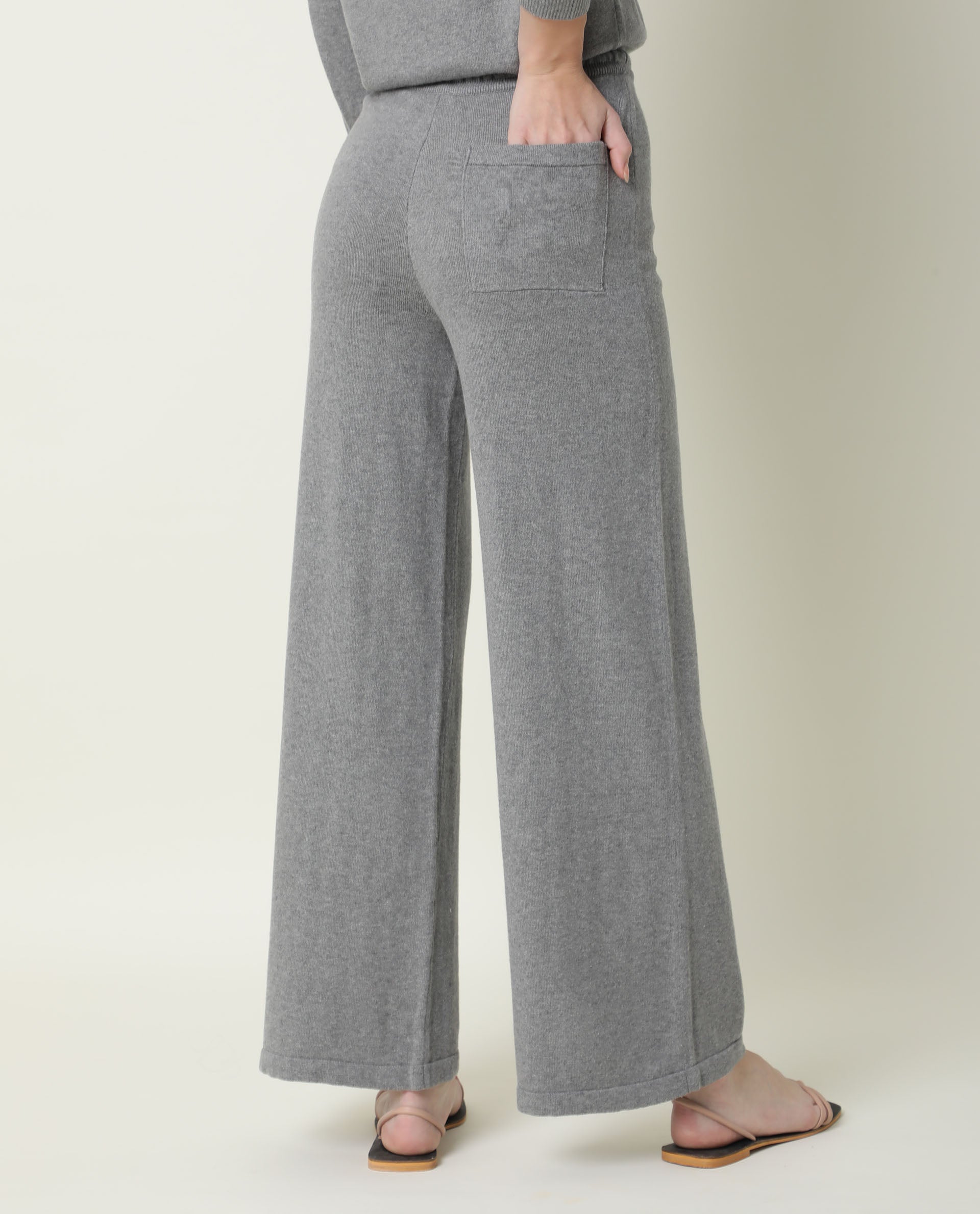 Rareism Women Finn Track Melange Grey Cotton Fabric Flared Solid Mid Rise Ankle Length Track Pant