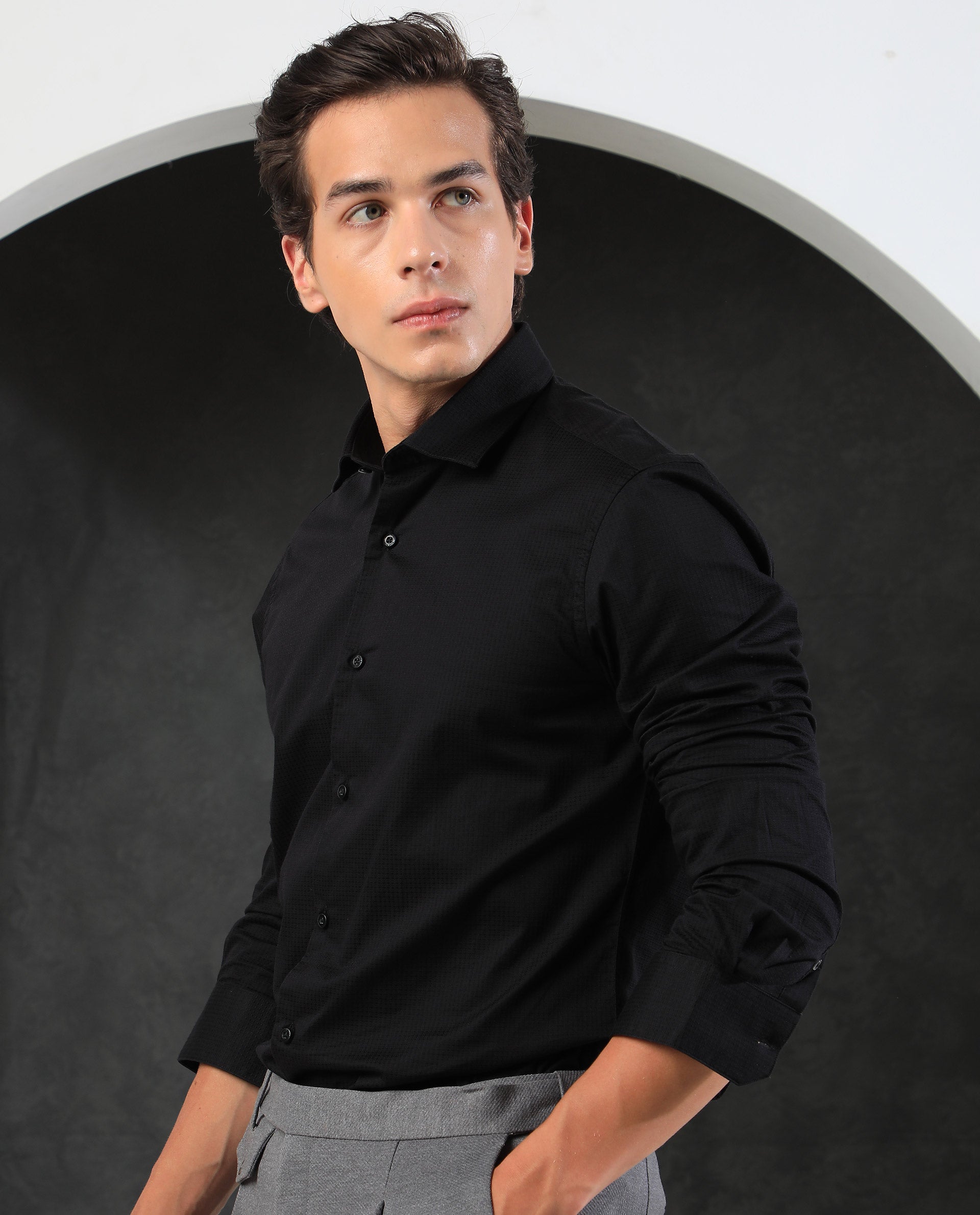 Rare Rabbit Men's Cents Black Dobby Full Sleeves Solid Shirt