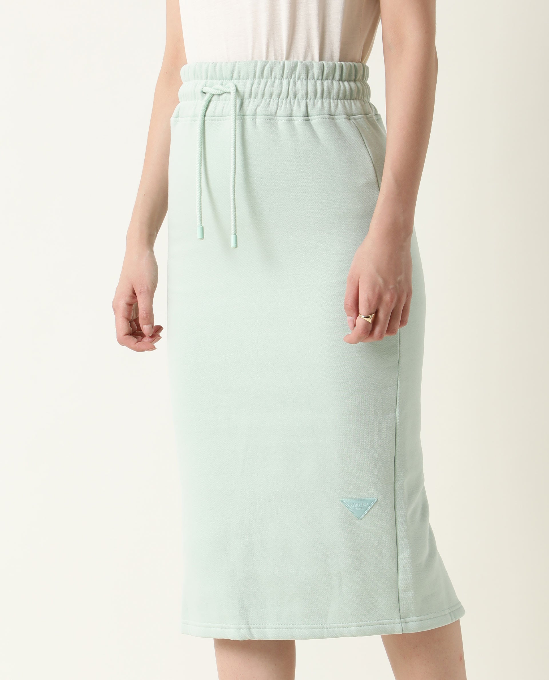 Rareism Women Fudge Green Poly Cotton Fabric Tailored Fit High Rise Solid Midi Skirt