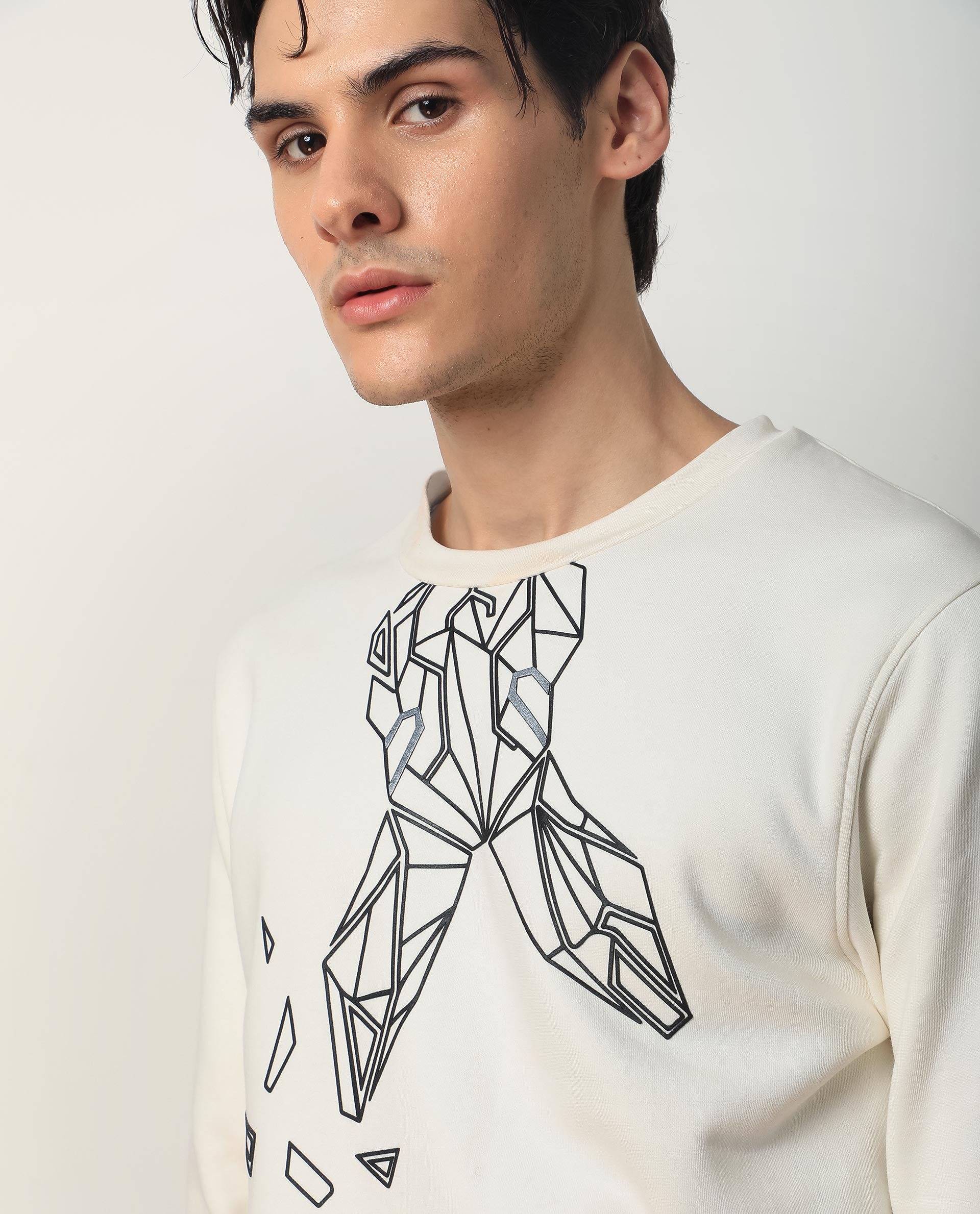 Rare Rabbit Mens Oakk Off White Full Sleeves Crew Neck Graphic Logo Print Sweatshirt